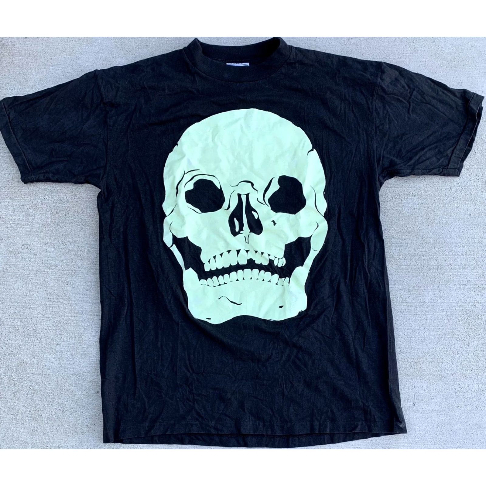 Bones VINTAGE Rattle My Bones t shirt skull glow In the dark graphics 90s Y2K XL Men Size US XL / EU 56 / 4 - 4 Thumbnail