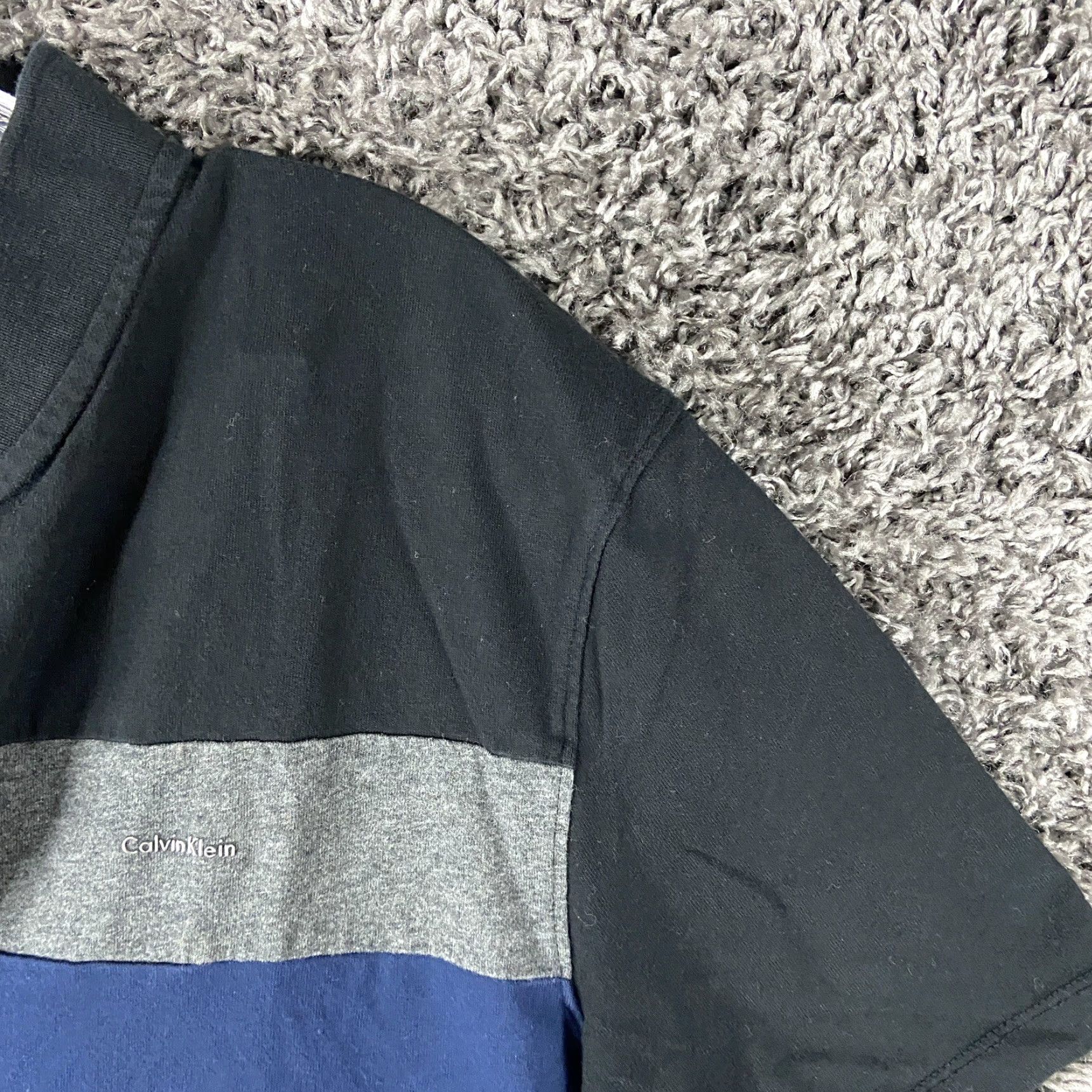 Calvin Klein Calvin Klein Liquid Touch Black Blue Fray Striped Short Sleeve 1/2 Zip Men’s XL T-Shirt Size US 36 / EU 52 - 4 Thumbnail
