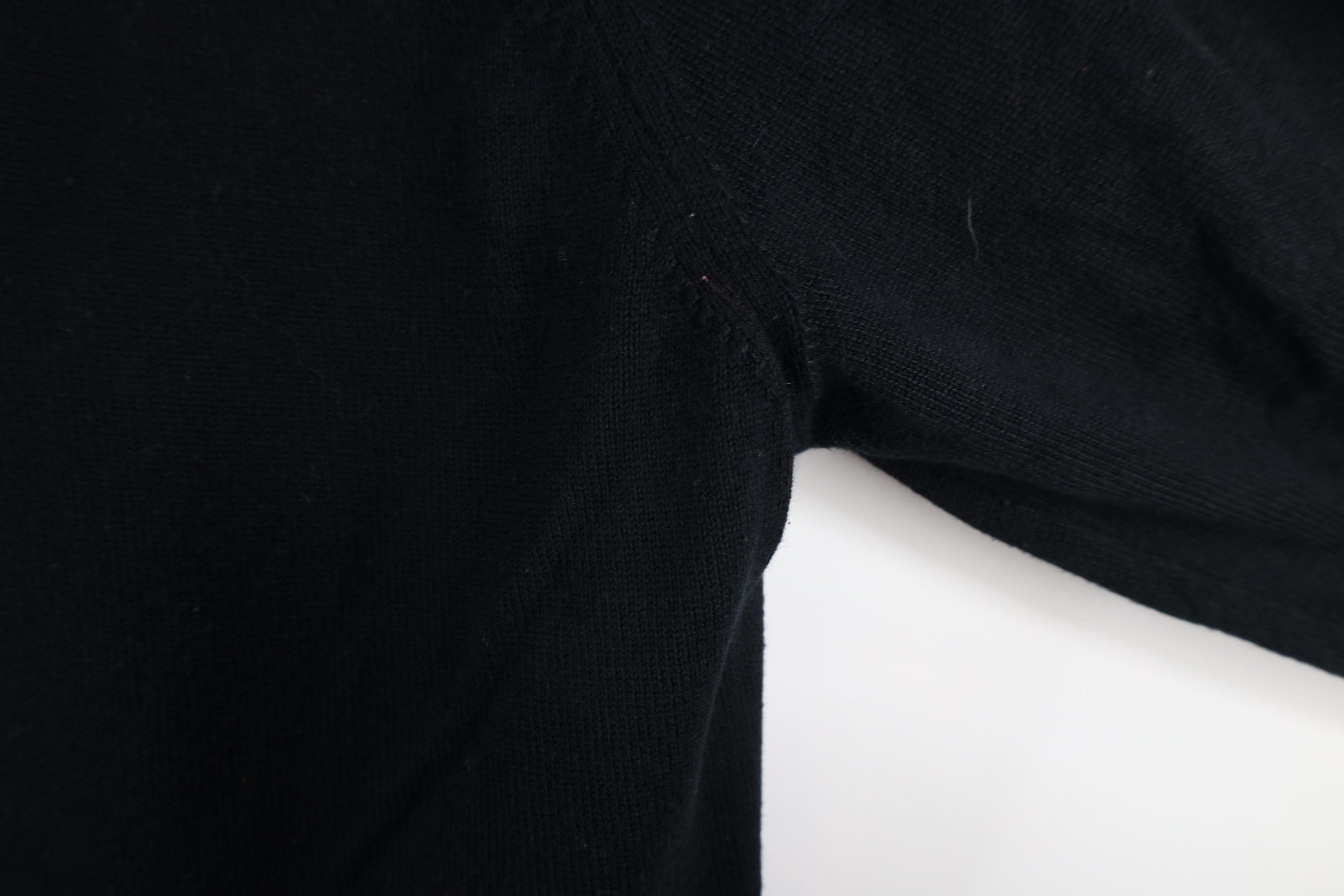 Lacoste × Vintage Vintage Lacoste Croc Logo Cotton Knit V-Neck Sweater Black Size US M / EU 48-50 / 2 - 7 Thumbnail