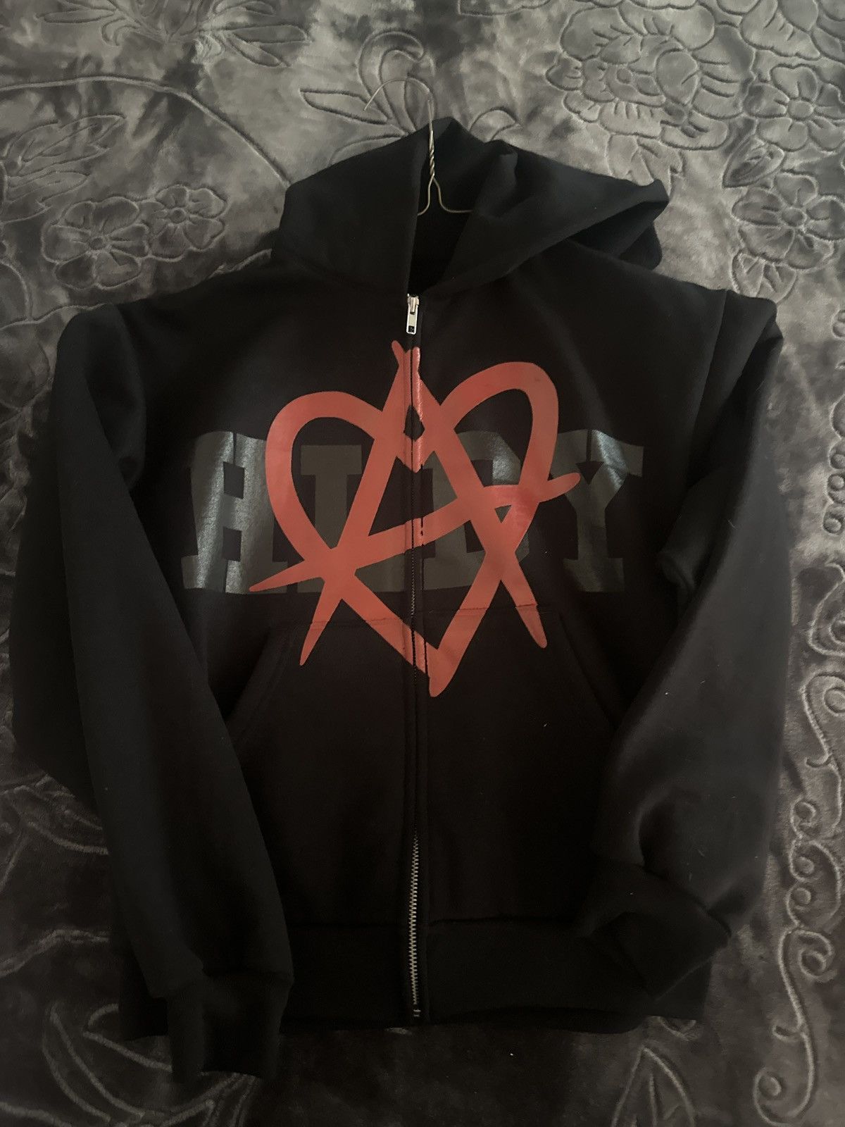 Holiday Brand HOLIDAY X SKAIWATER Size US M / EU 48-50 / 2 - 3 Thumbnail