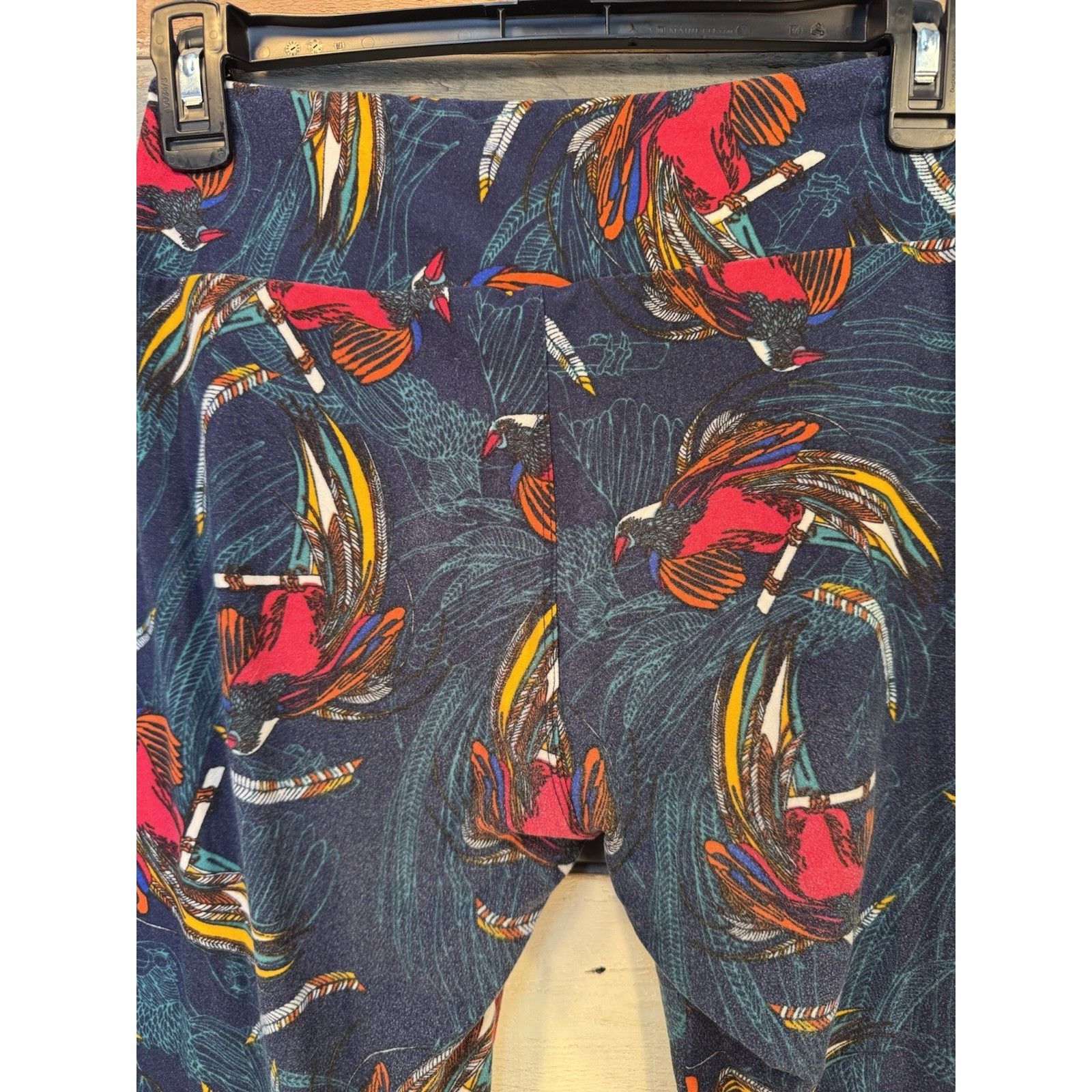 Other LuLaRoe Leggings OS One Size Blue Birds Feathers USED Size 29" - 5 Thumbnail
