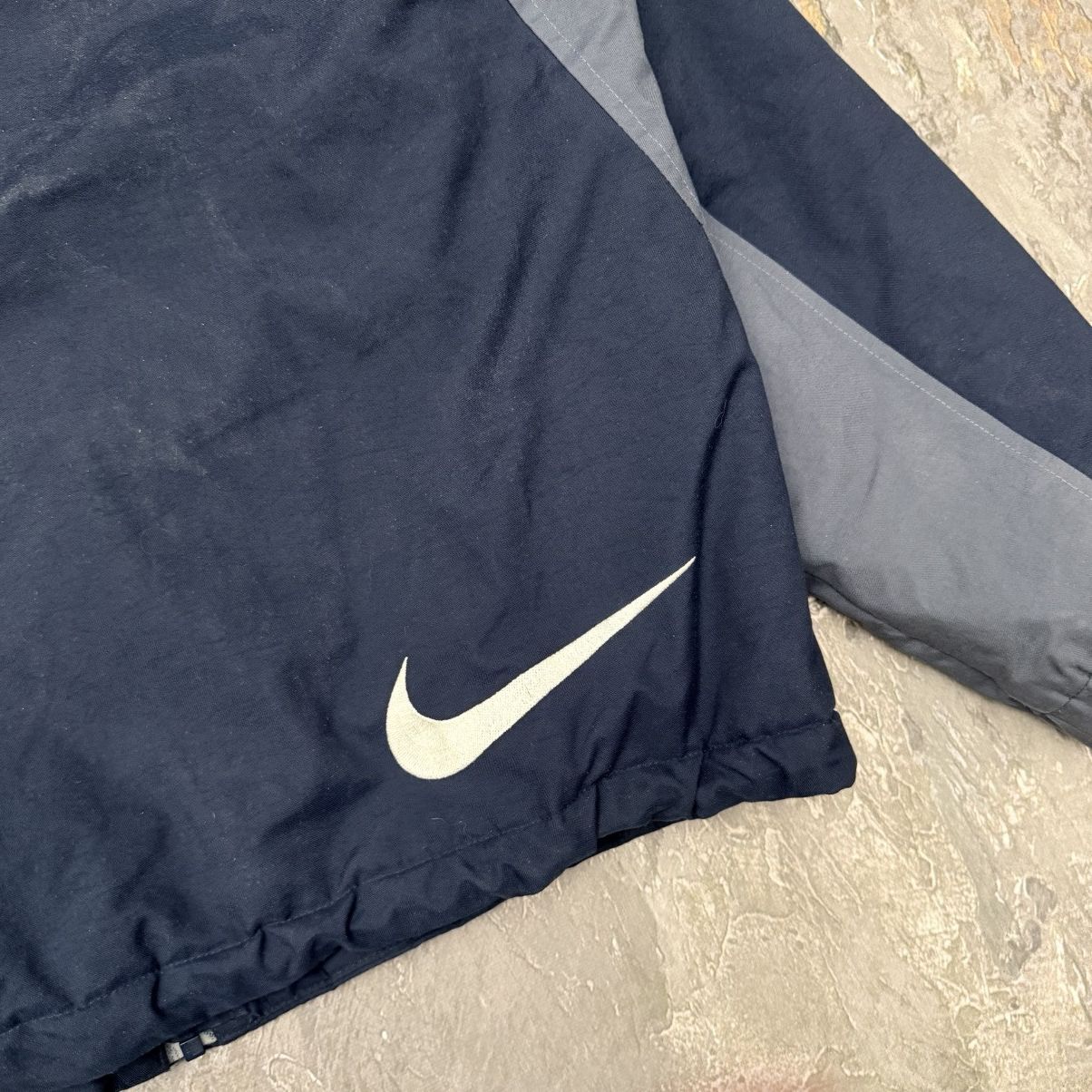 Nike Nike Vintage Puffer Jacket Y2K Big Logo Outdoor Jacket Size US M / EU 48-50 / 2 - 2 Thumbnail