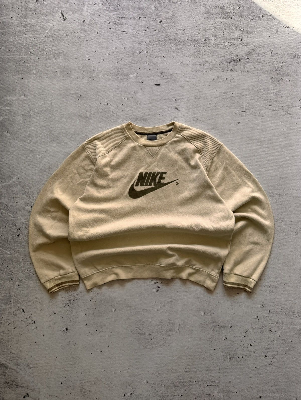 Nike × Vintage NIKE VINTAGE CENTER LOGO OVERSIZE BOXY SWEATSHIRT Size US M / EU 48-50 / 2 - 1 Thumbnail