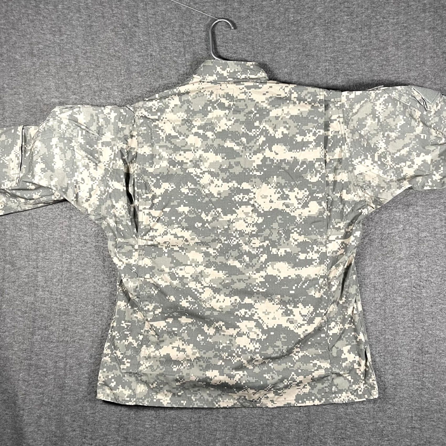 Vintage DJ Manufacturing Corp Jacket Mens Medium Green Camo Army Combat Uniform ACU BDU Size US M / EU 48-50 / 2 - 5 Thumbnail