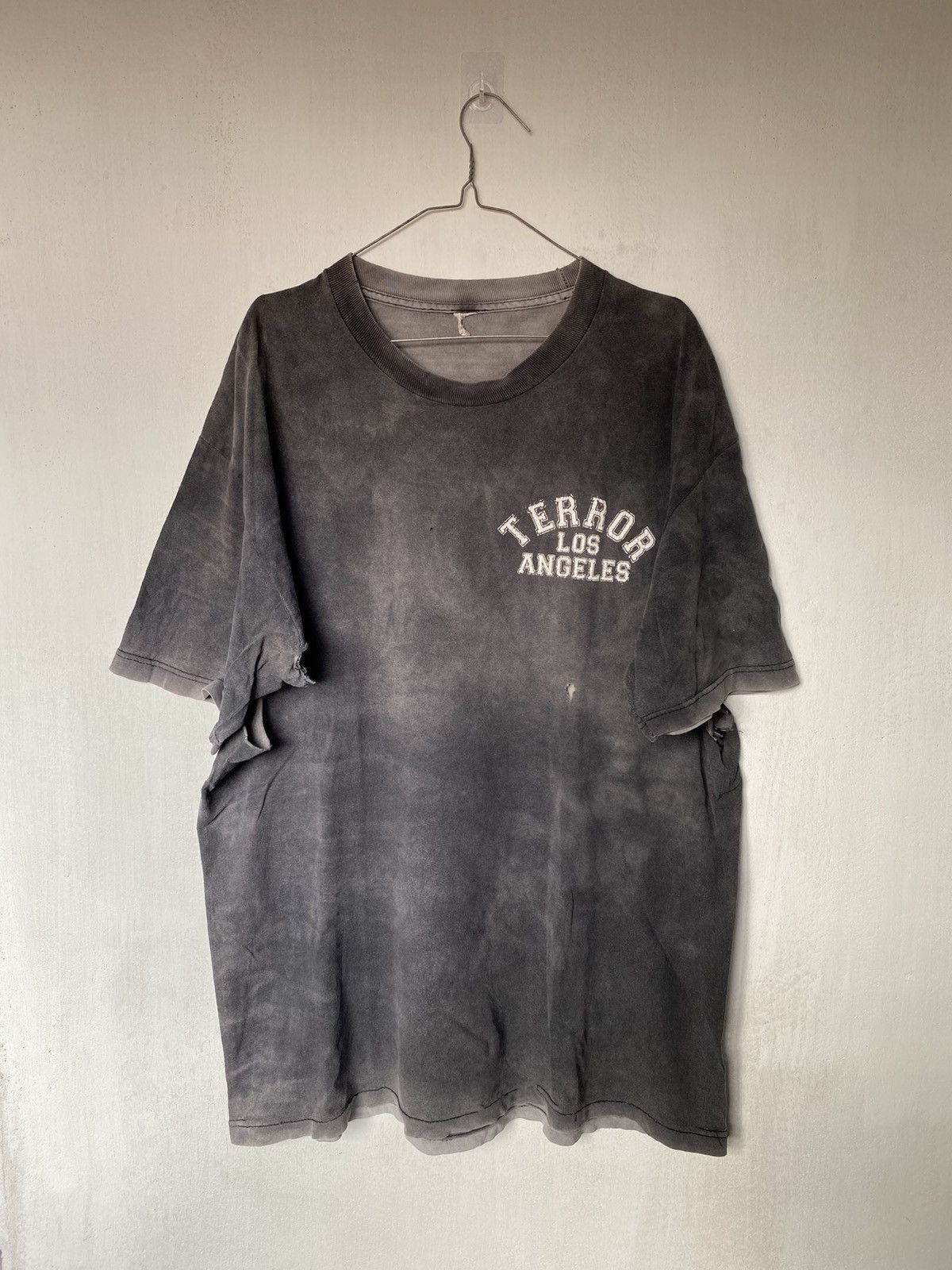Band Tees × Vintage Terror Hardcore Tshirt Crazy Thrashed Size US XL / EU 56 / 4 - 2 Thumbnail