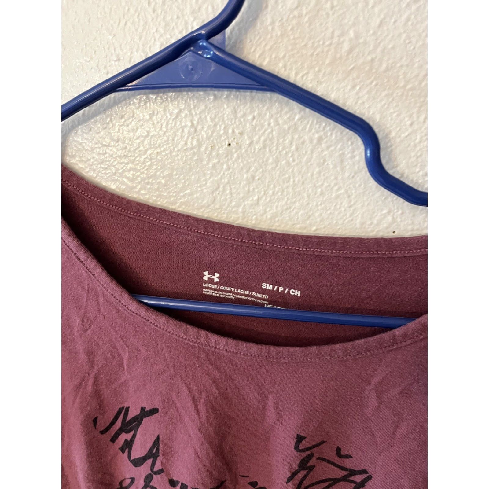 Under Armour VINTAGE Under Armour Shirt Women S Maroon Crew Neck Heatgear Graphic Activewear Short Sleeve Running Size S Womens Size S / US 4 / IT 40 - 2 Thumbnail