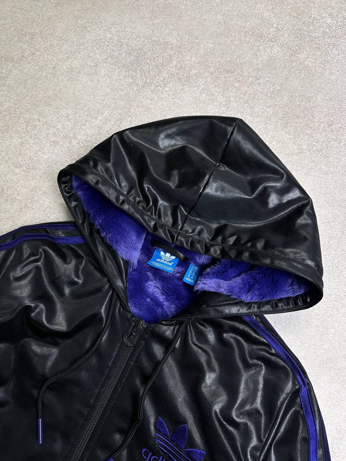 Adidas Vintage Adidas Chile 62 Hooded Zip Bomber Jacket M Size M / US 6-8 / IT 42-44 - 4 Thumbnail
