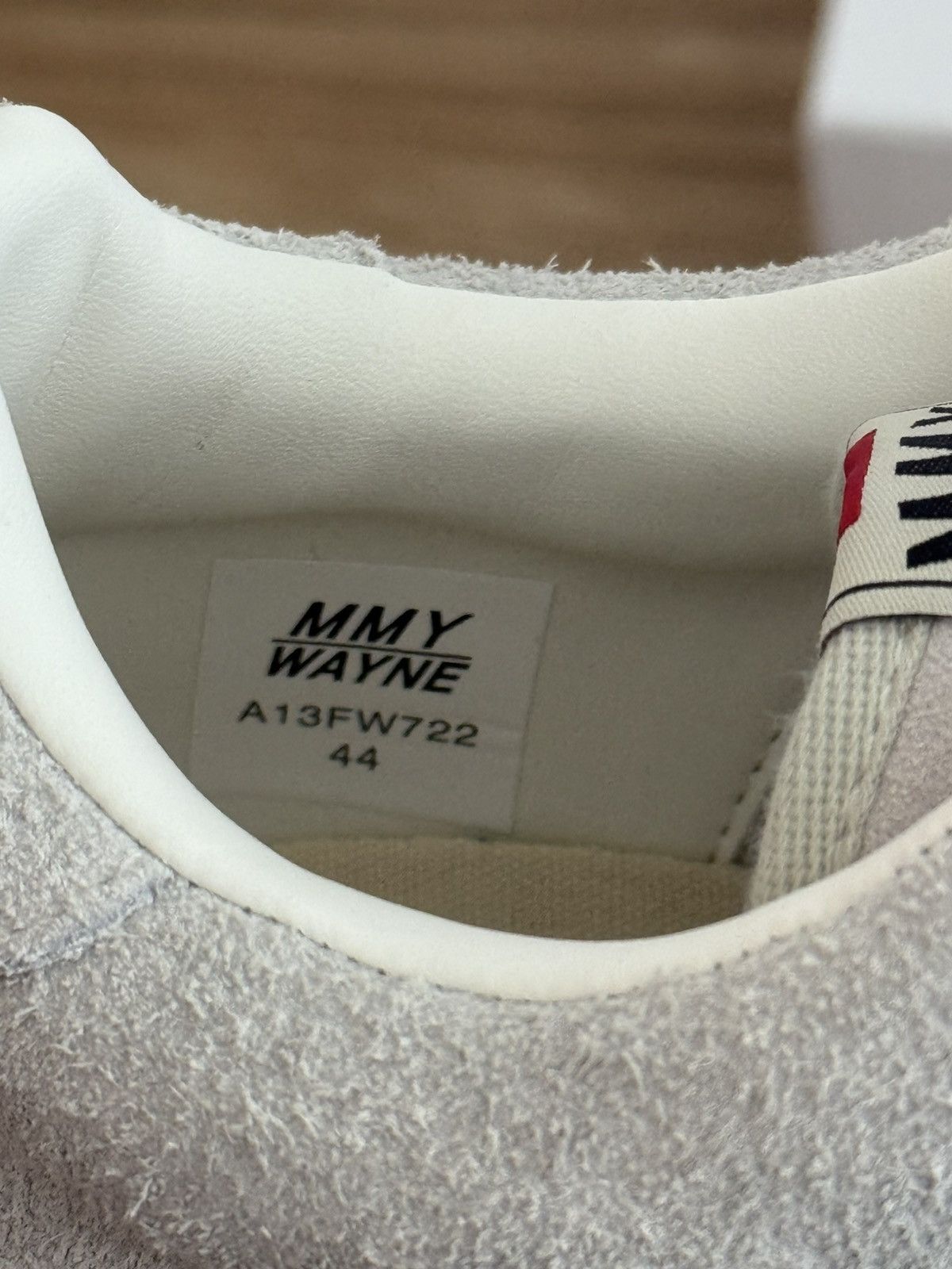Maison MIHARA YASUHIRO Maison Mihara Yasuhiro Wayne Low OG Sole Suede White Size US 11 / EU 44 - 5 Thumbnail