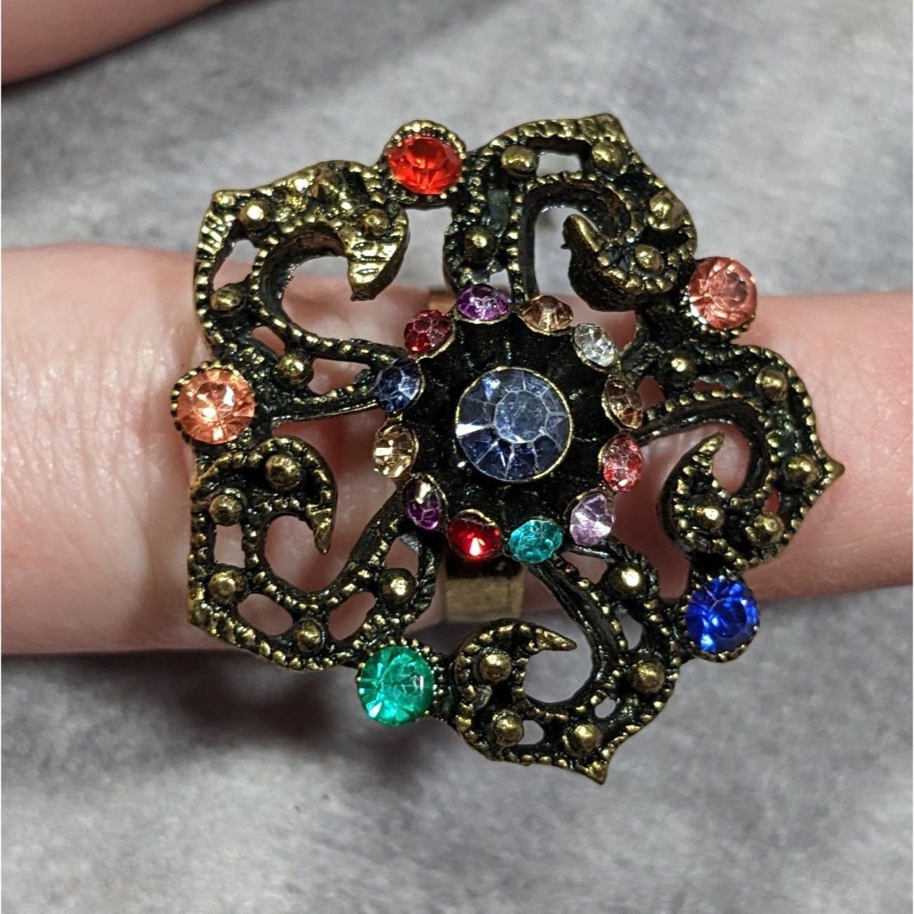 Other Floral Glam Stylized Rainbow Gem Gold Tone Ring Size ONE SIZE - 9 Thumbnail
