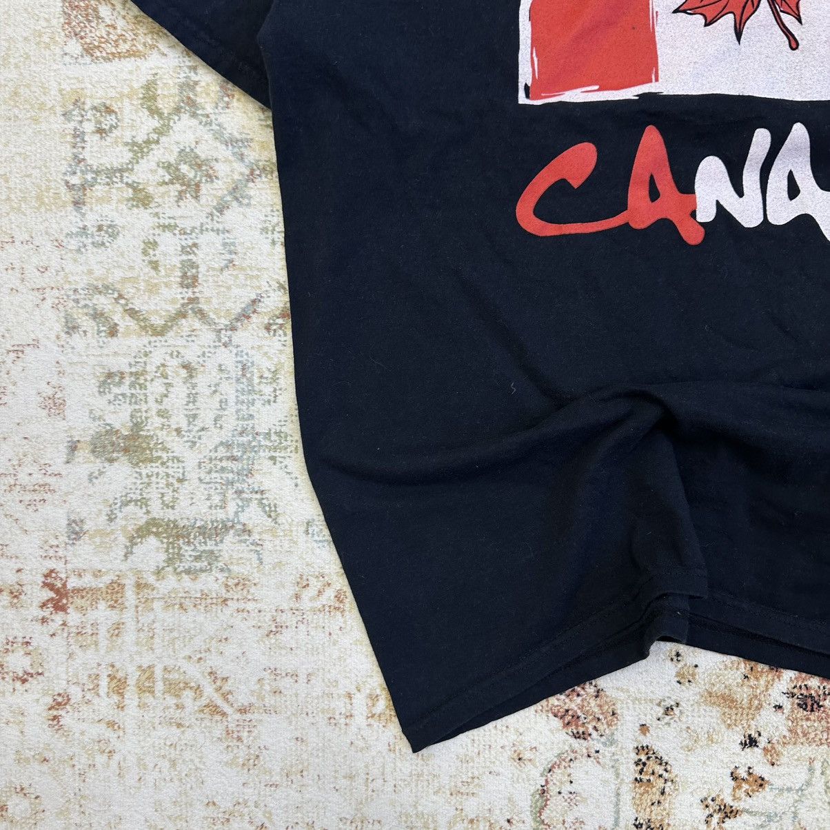 Vintage Vintage Adult “Canada” T-shirts Big Logo Style USA 00s Size US M / EU 48-50 / 2 - 4 Thumbnail