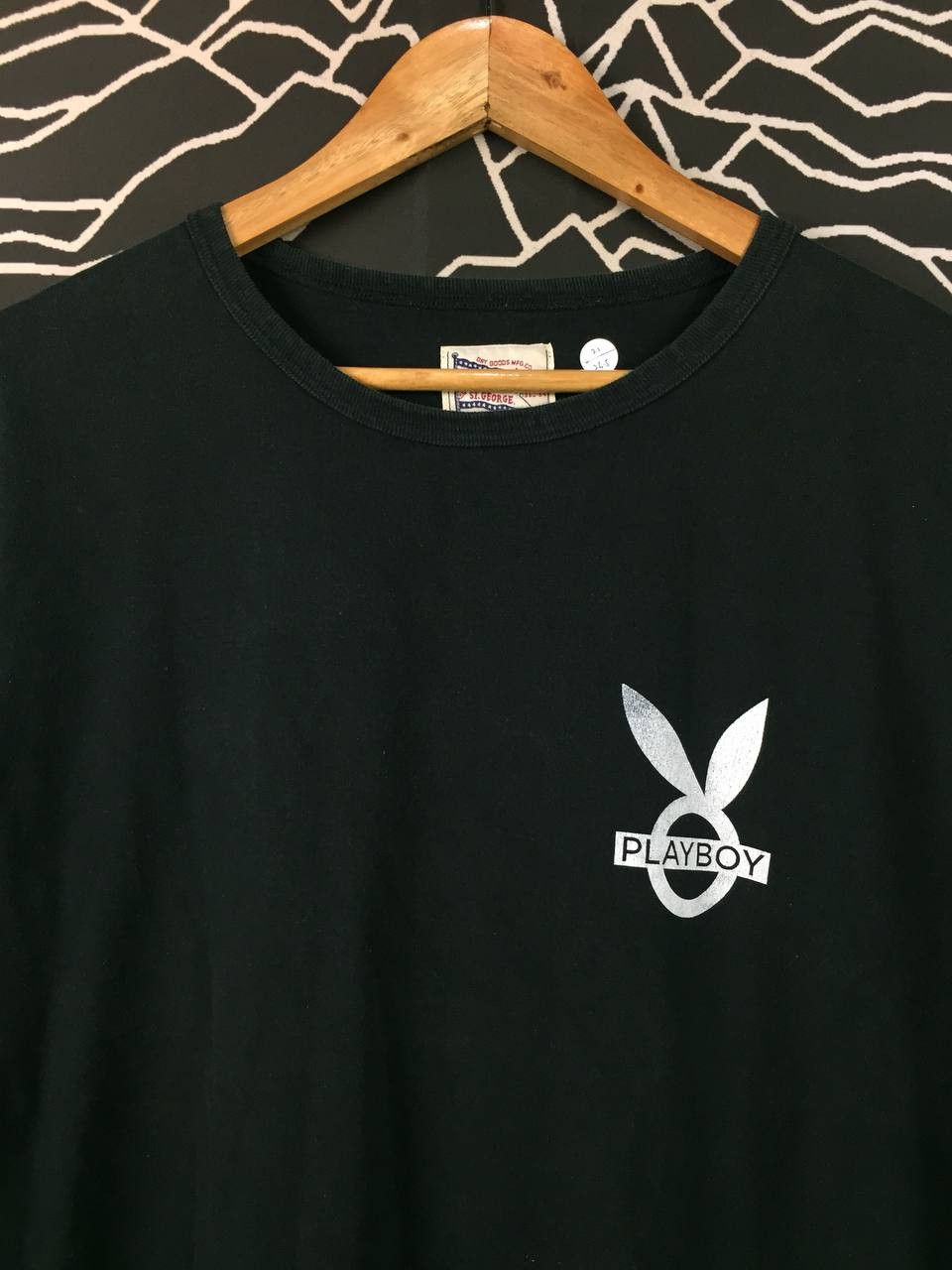 The Duffer of St.George Vtg The Duffer of St. George x Playboy Magazine Cover Tee Size US L / EU 52-54 / 3 - 7 Thumbnail