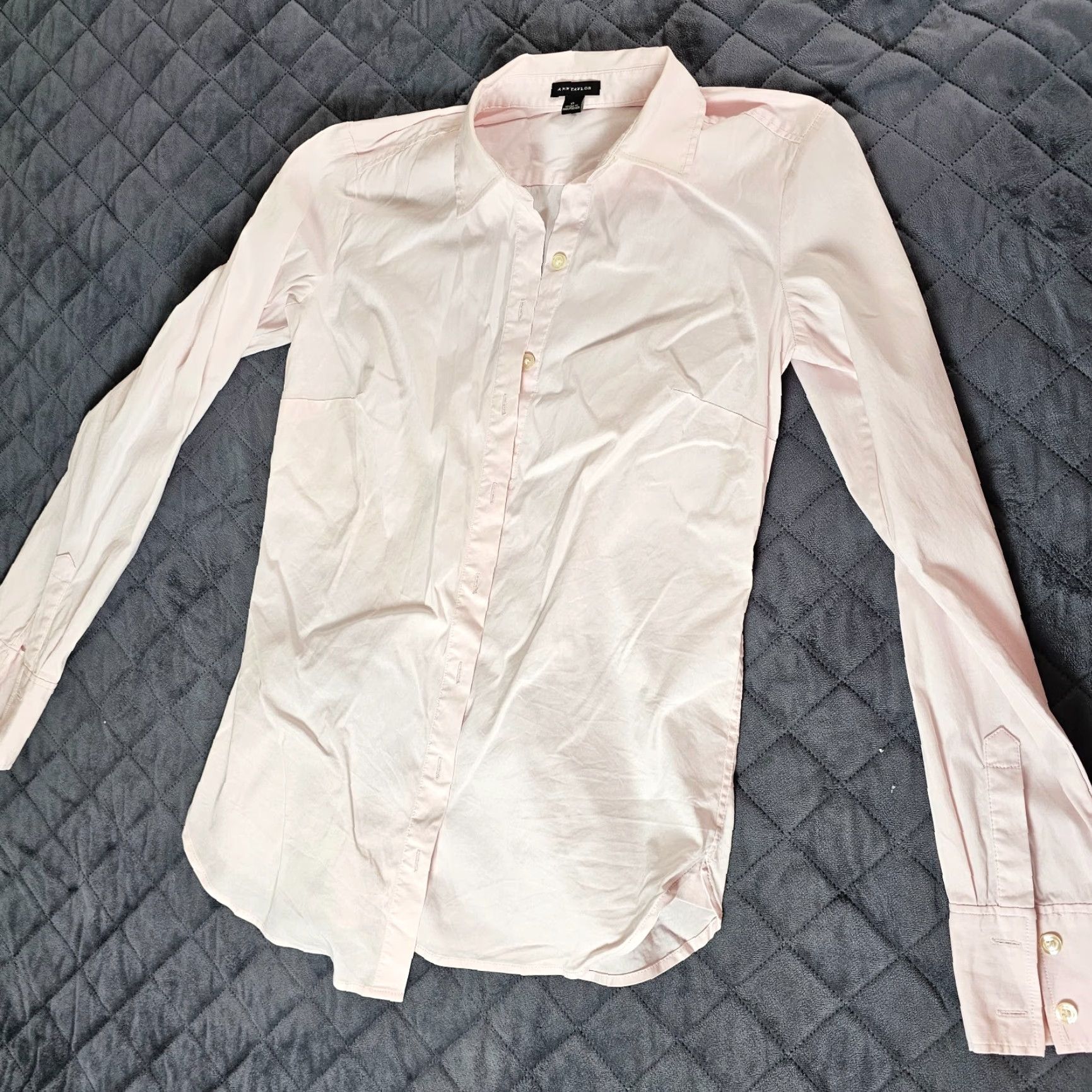 Vintage VINTAGE Taylor Button-Up Shirt Women’s Size 0 Long Sleeve Collared Pink Casual Formal Size XS / US 0-2 / IT 36-38 - 6 Thumbnail