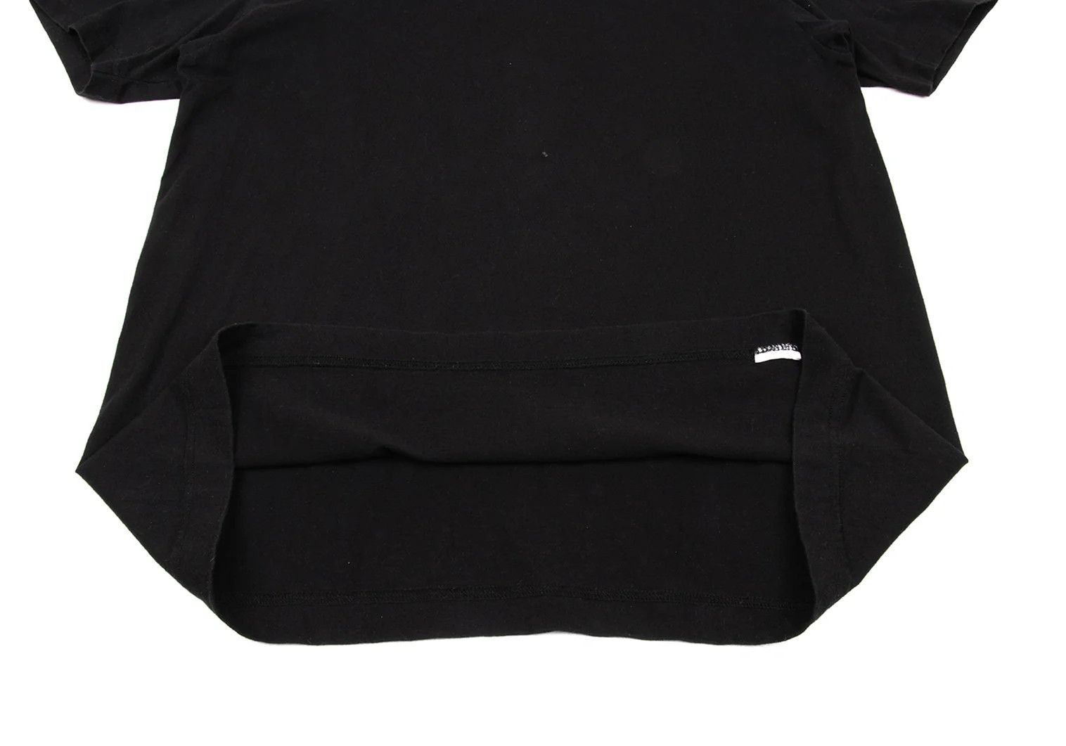 Issey Miyake Basic Cotton Short-Sleeve T-Shirt in Black, Size L Size US L / EU 52-54 / 3 - 8 Thumbnail