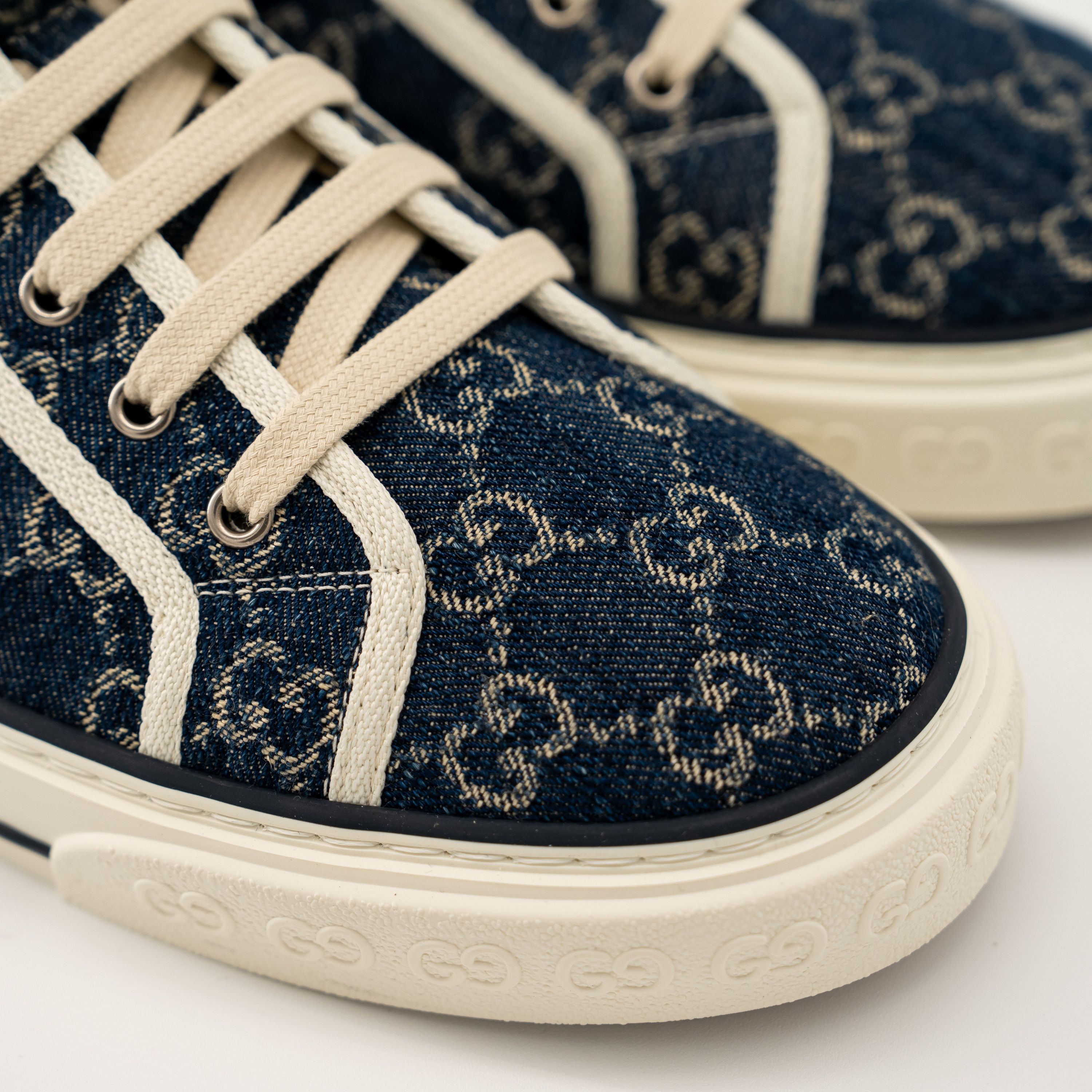 Gucci 13G 13.5 US Gucci Tennis Denim Sneakers GG print Blue Size US 13 / EU 46 - 7 Thumbnail