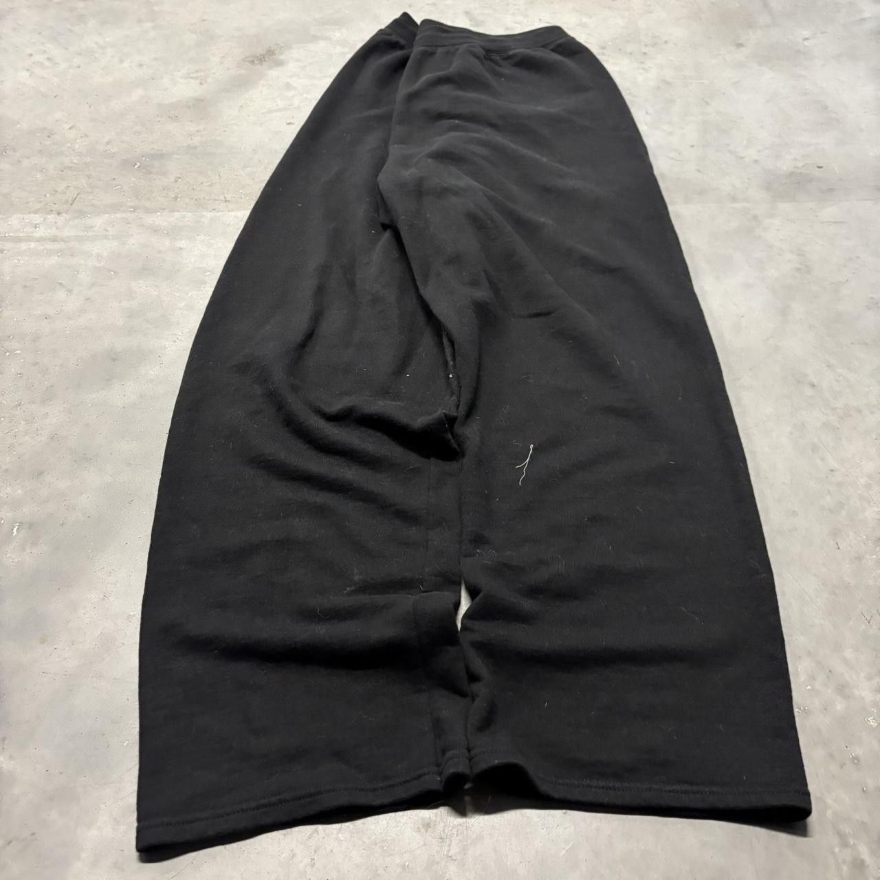Japanese Brand × Vintage Crazy Vintage Y2K/2000s Baggy Black Essential Sweatpants! Size US 34 / EU 50 - 3 Thumbnail