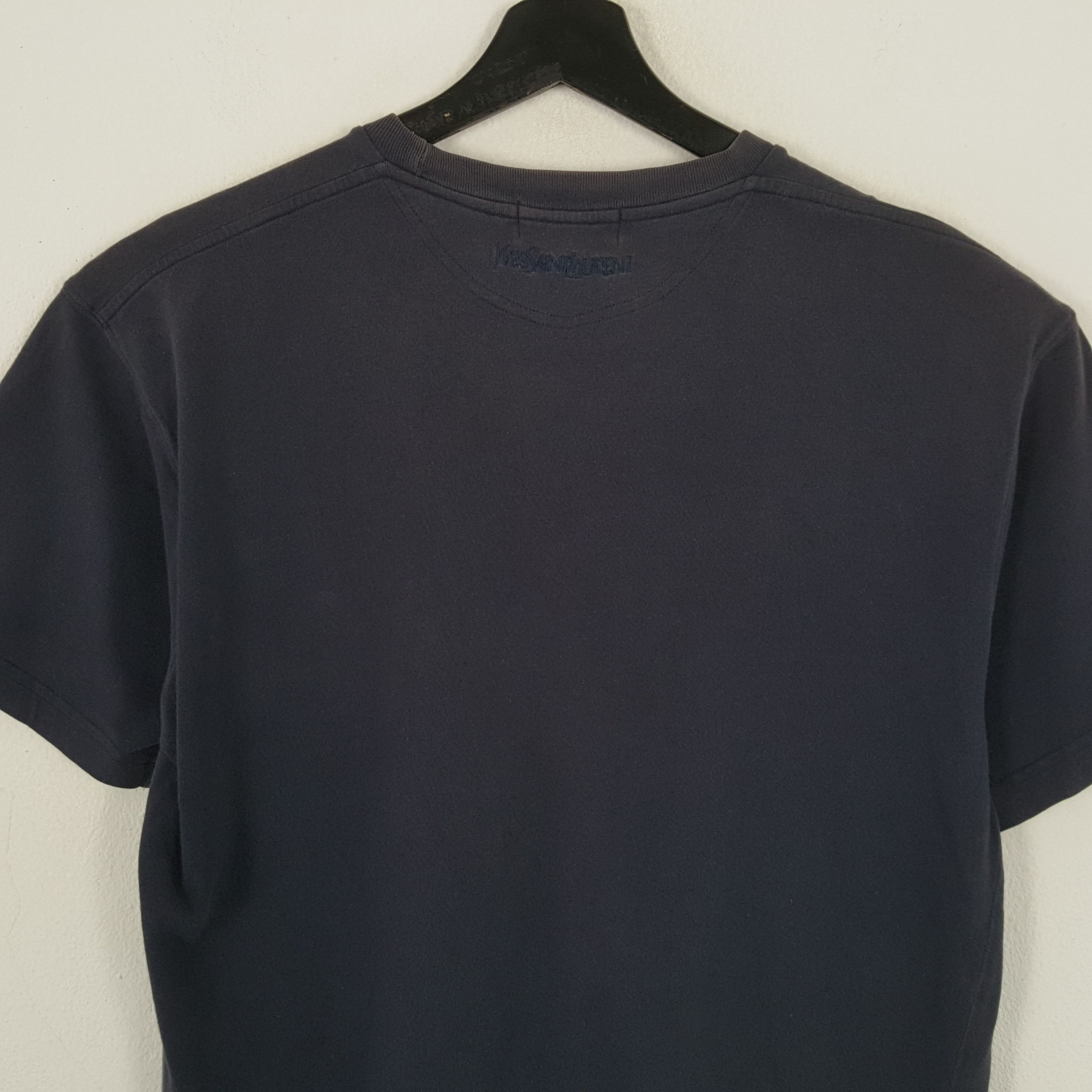Vintage × Yves Saint Laurent YVES SAINT LAURENT Fashion Style Pocket Logo Design Tshirt Size US L / EU 52-54 / 3 - 4 Thumbnail