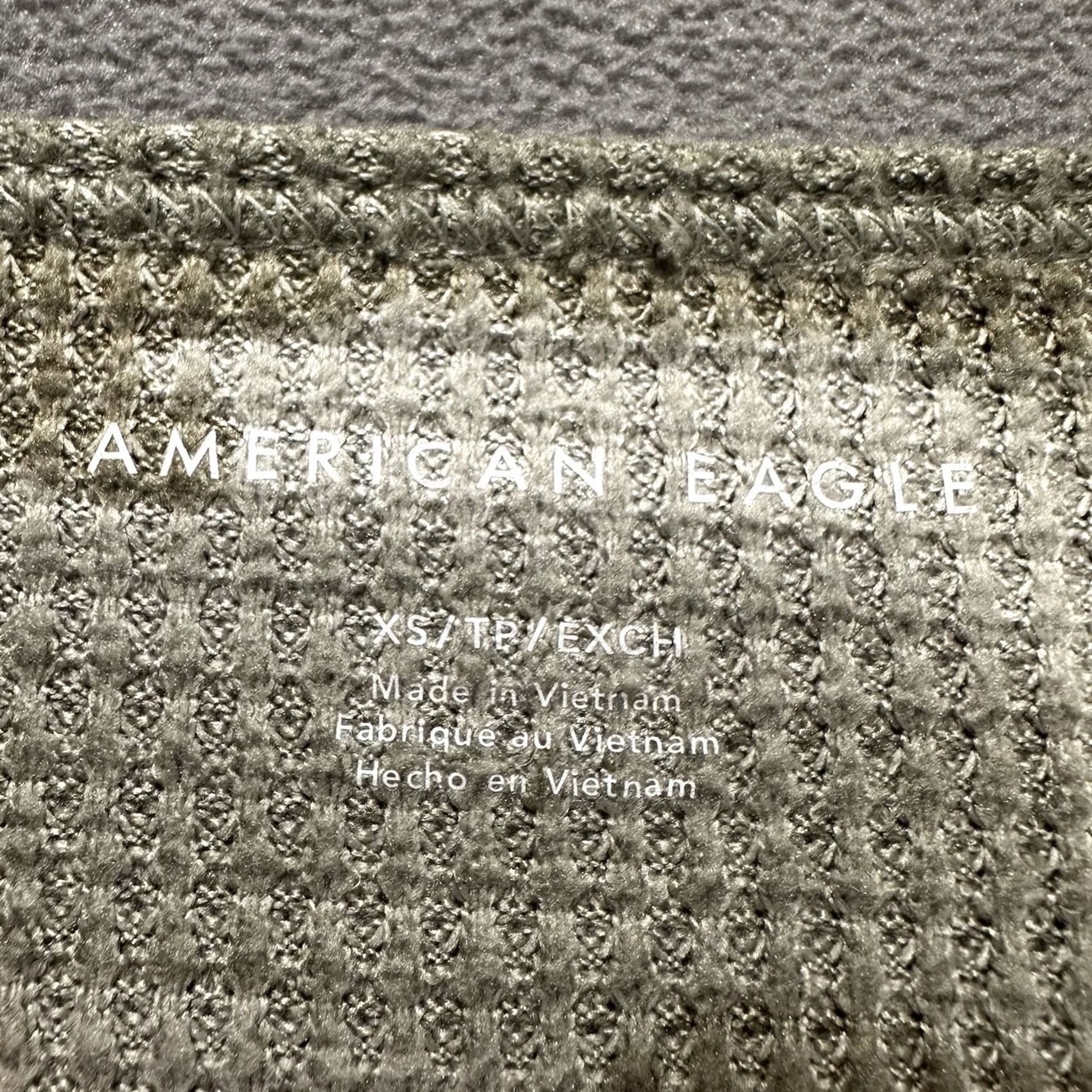 American Eagle Outfitters American Eagle Womens Sweater XS Green Camo V Neck Knit Pullover Long Sleeve Size XS / US 0-2 / IT 36-38 - 3 Thumbnail