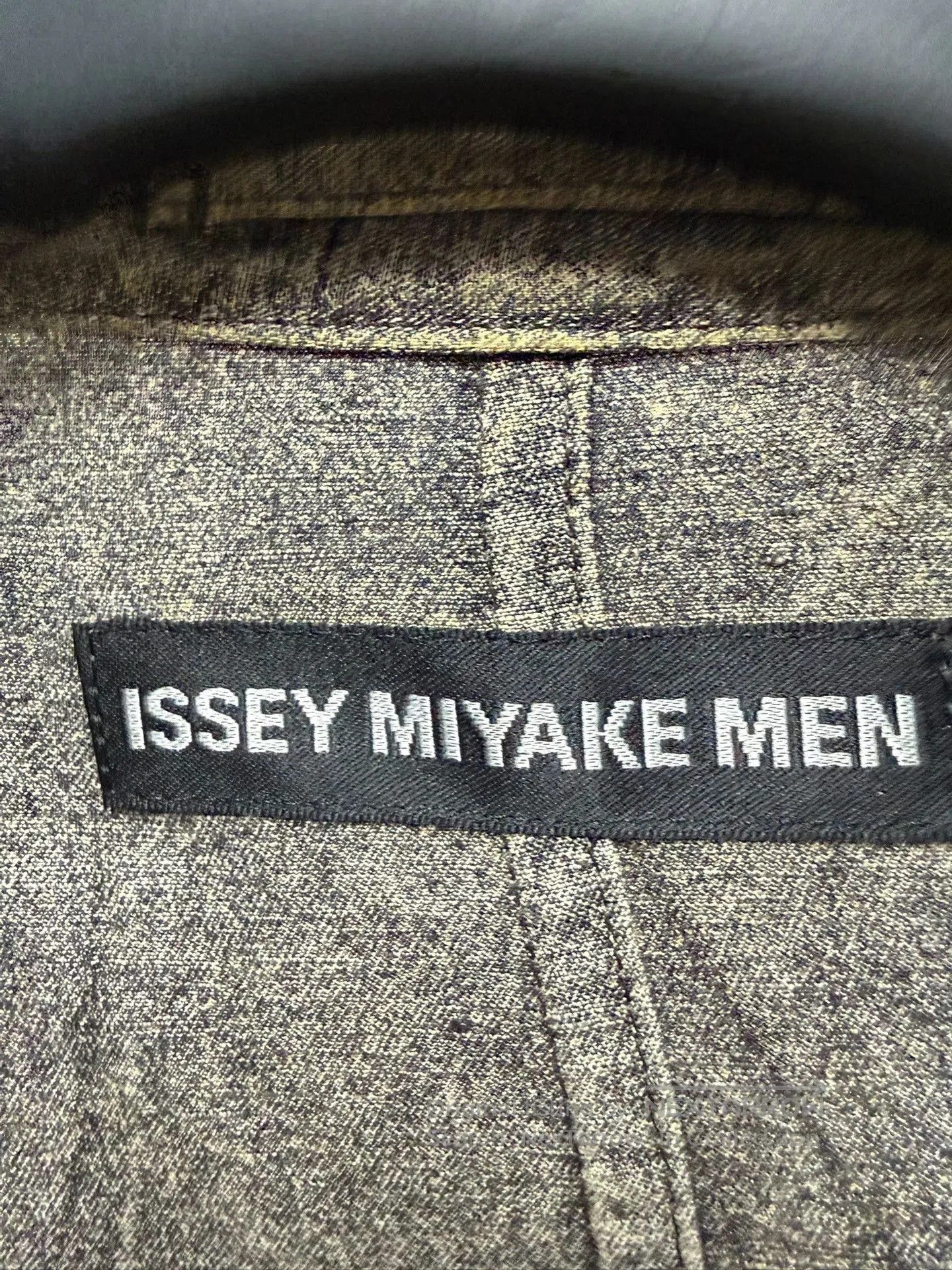 Issey Miyake Issey Miyake Pleated Distressed Jacket. Size US L / EU 52-54 / 3 - 5 Thumbnail