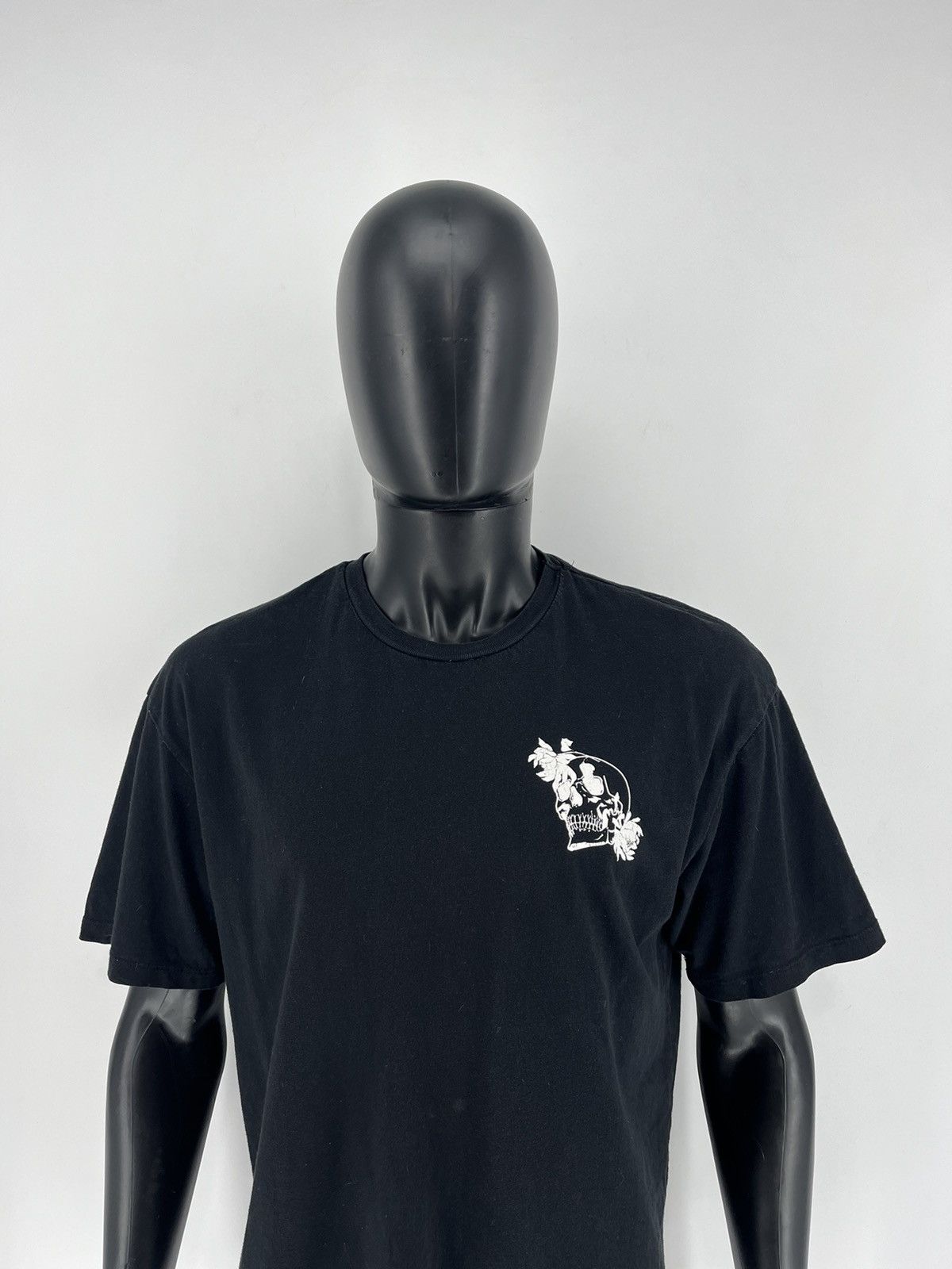 Band Tees Skulls Vintage Y2K Rock Metal Size XL Black Reverse Logo Size US M / EU 48-50 / 2 - 2 Thumbnail