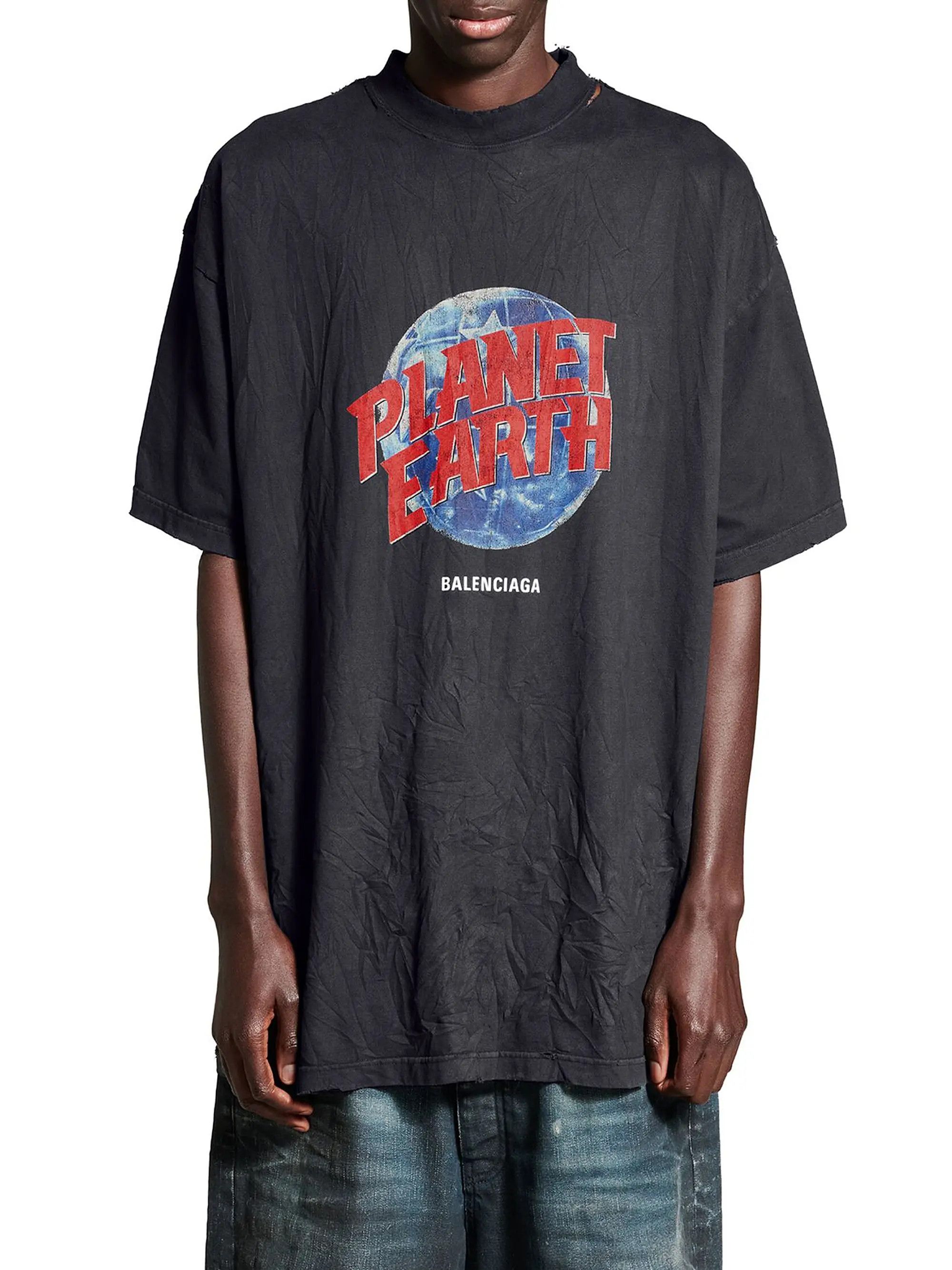 Balenciaga o1w1db10326 Planet Earth T-Shirt Oversized in Black Size US L / EU 52-54 / 3 - 3 Thumbnail