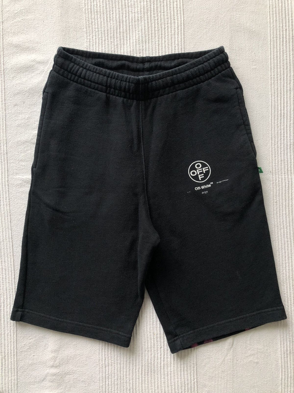 Off-White Short Off-White Spring Summer 2019 Size US 28 / EU 44 - 1 Thumbnail