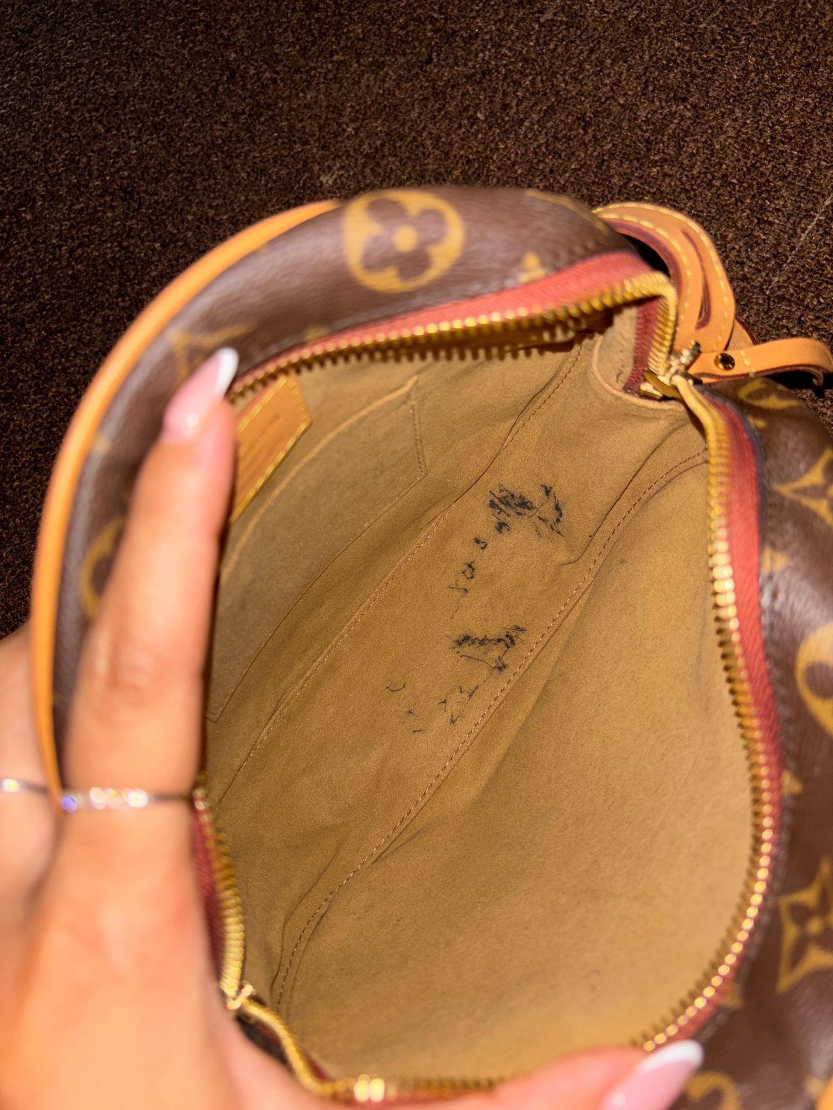 Louis Vuitton Louis Vuitton Boite Chapeau Souple (Monogram) Bag Size ONE SIZE - 10 Thumbnail