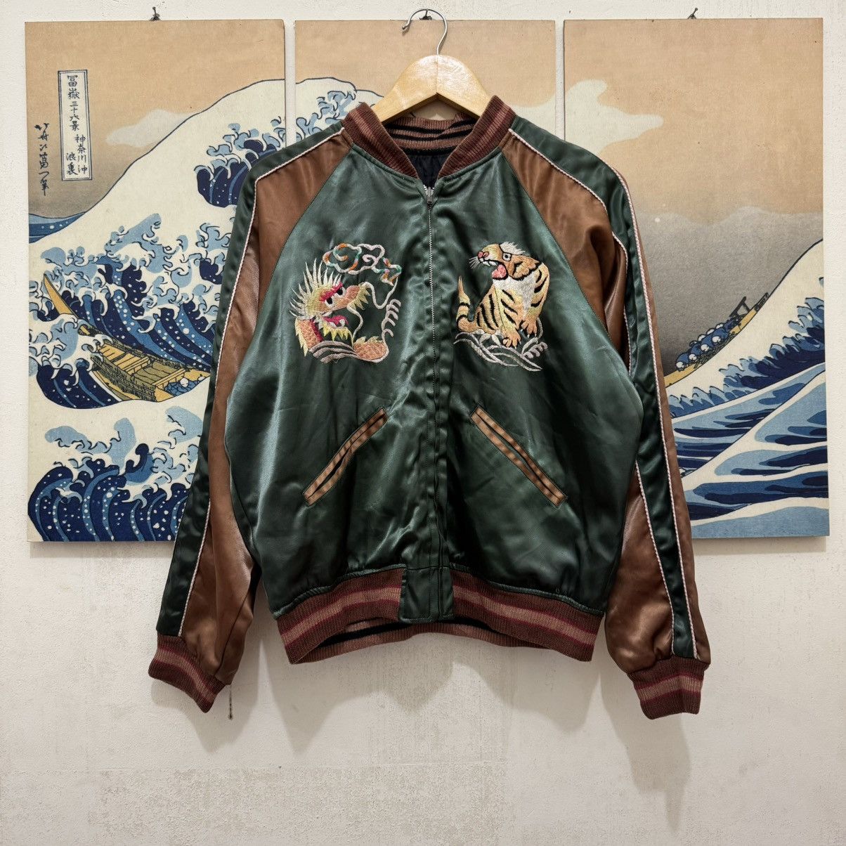 Japanese Brand Vintage 80s Sukajan Jacket CAB Clothing Korea Tour Para-Dice Size US S / EU 44-46 / 1 - 2 Thumbnail