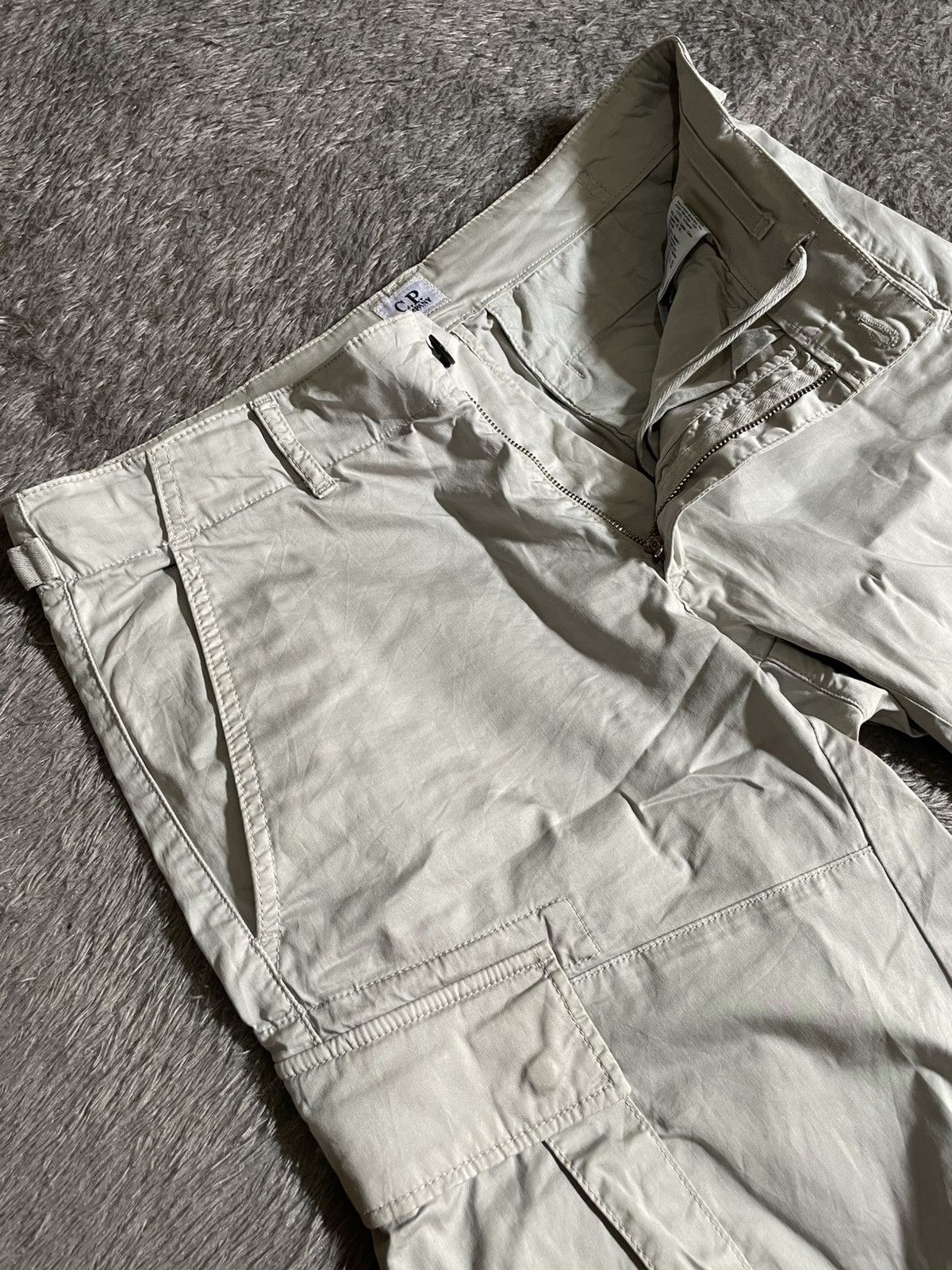 C.P. Company C.P. Company CP company bermuda cargo shorts Size US 35 - 2 Thumbnail
