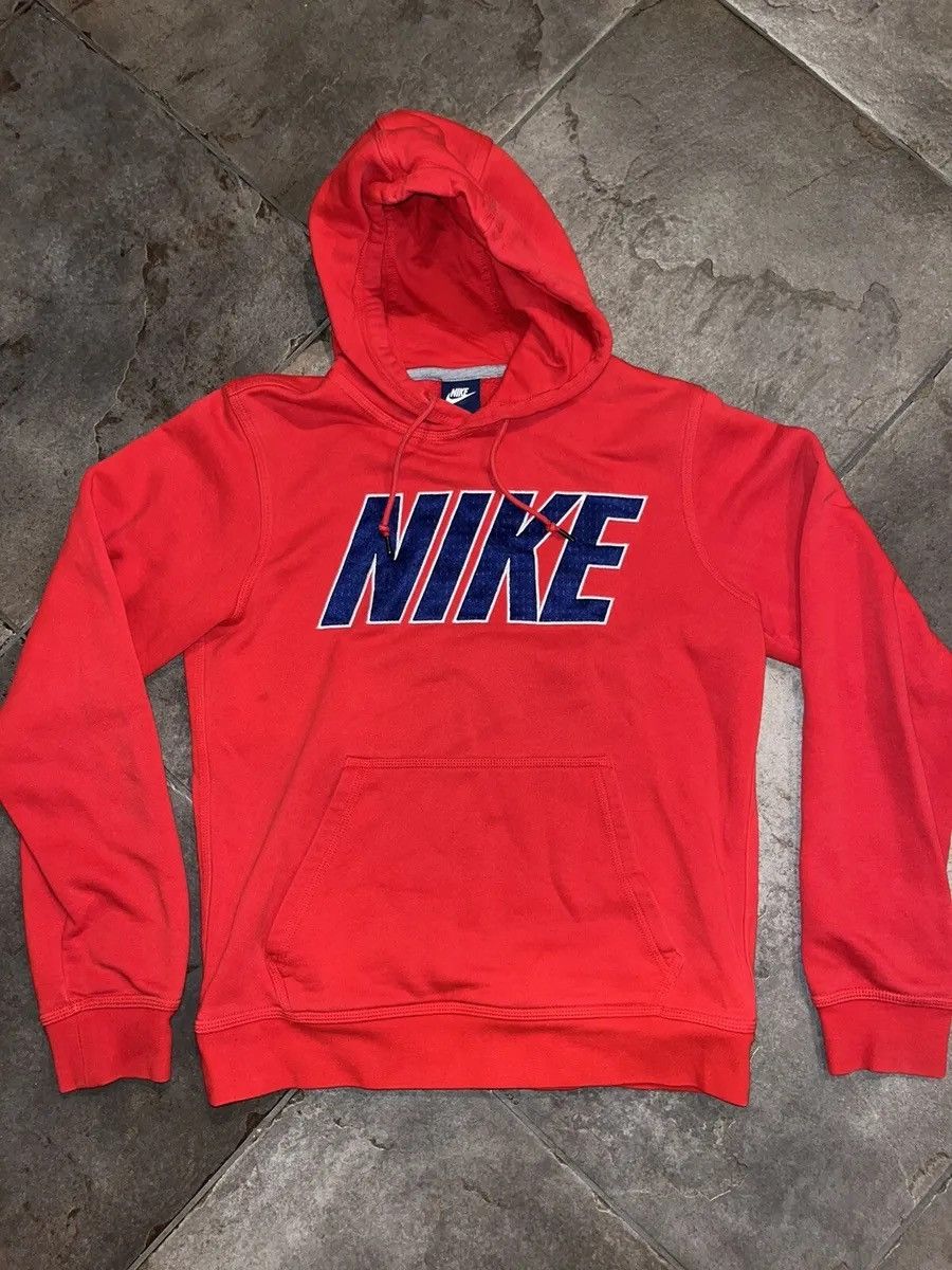 middle logo nike hoodie