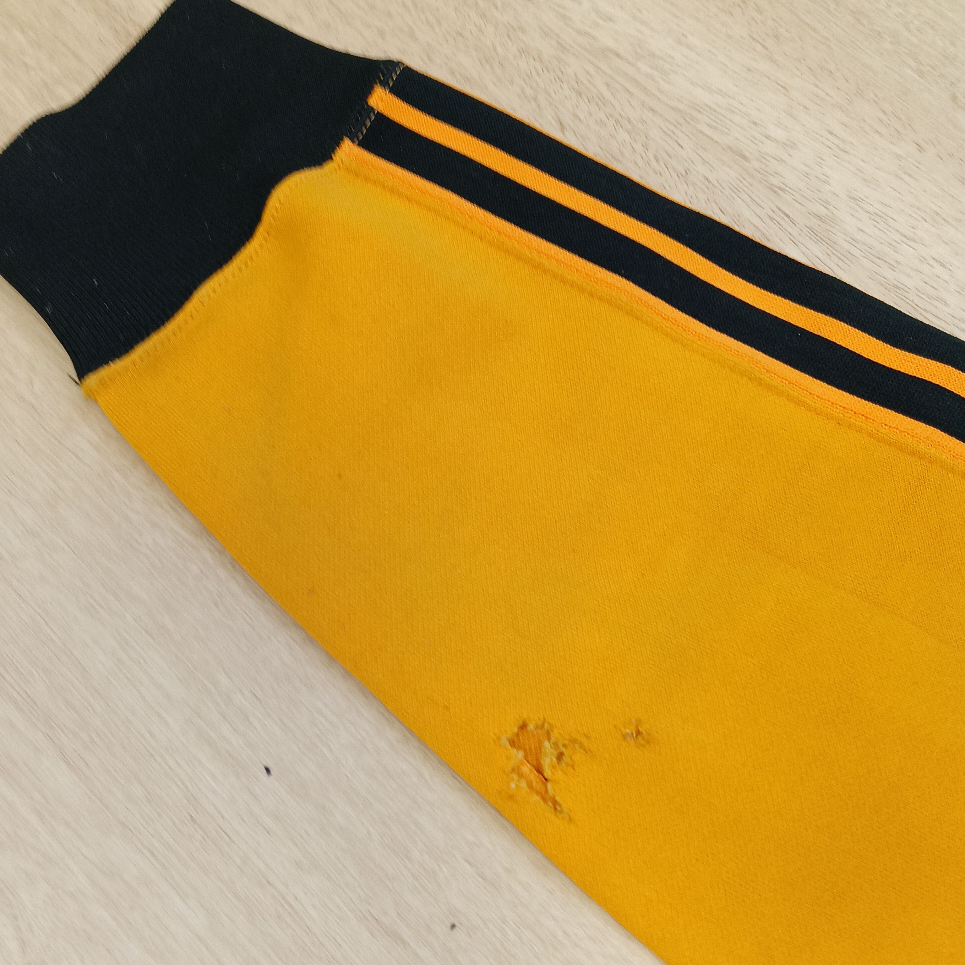 Mizuno VINTAGE MIZUNO ATHLETE DISTRESSED SWEATER BRUCE LEE STYLE Size US M / EU 48-50 / 2 - 3 Thumbnail