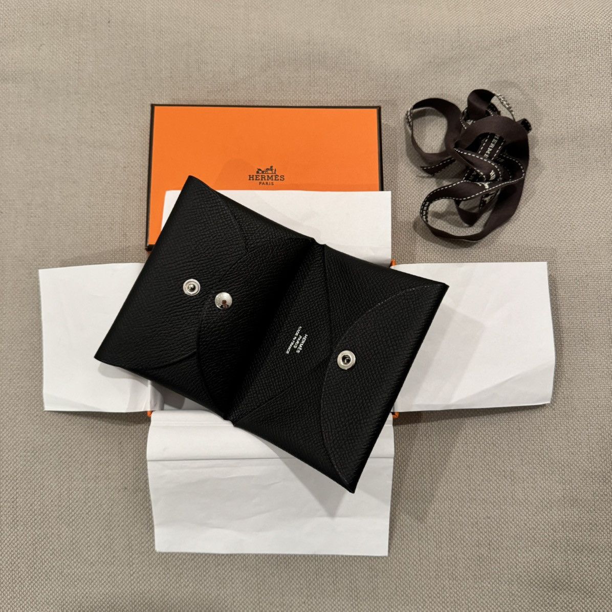 Hermes Hermes Calvi Duo Compact Leather Cardholder Size ONE SIZE - 1 Thumbnail