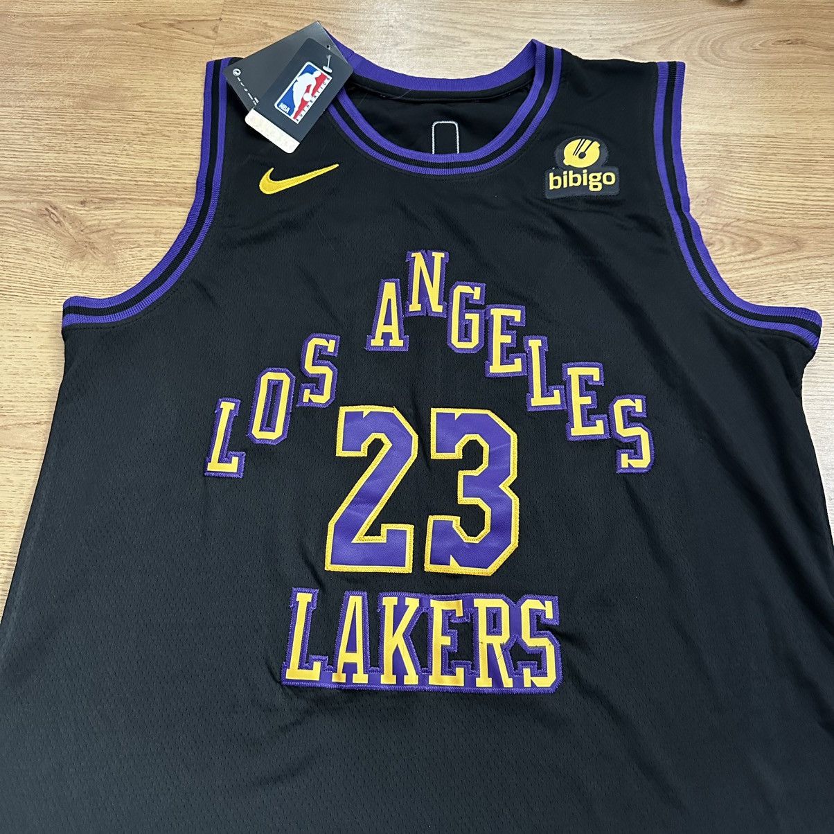 NBA × Nike NBA LeBron James Los Angeles Lakers Jersey Size US L / EU 52-54 / 3 - 2 Thumbnail