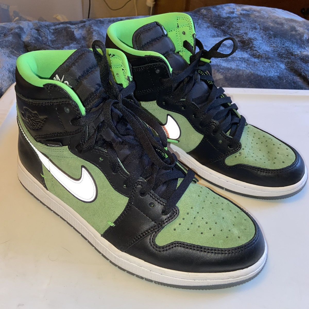 Nike Nike Air Jordan 1 High Zoom Zen Green Size US 10 / EU 43 - 3 Thumbnail