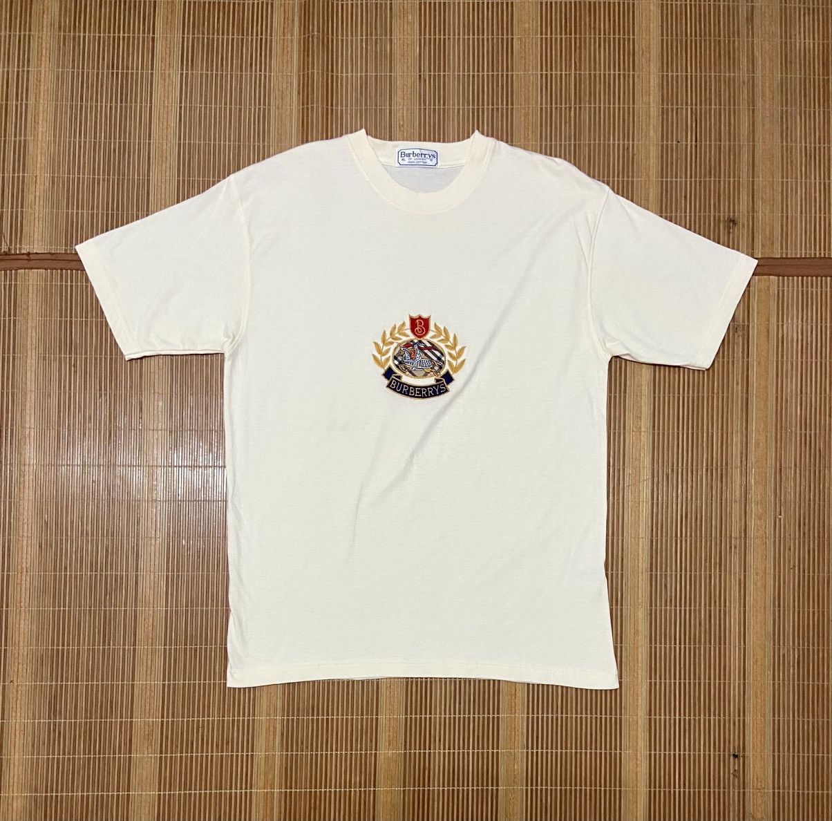 Burberry VINTAGE BURBERRY LONDON TEE Size US XL / EU 56 / 4 - 1 Thumbnail