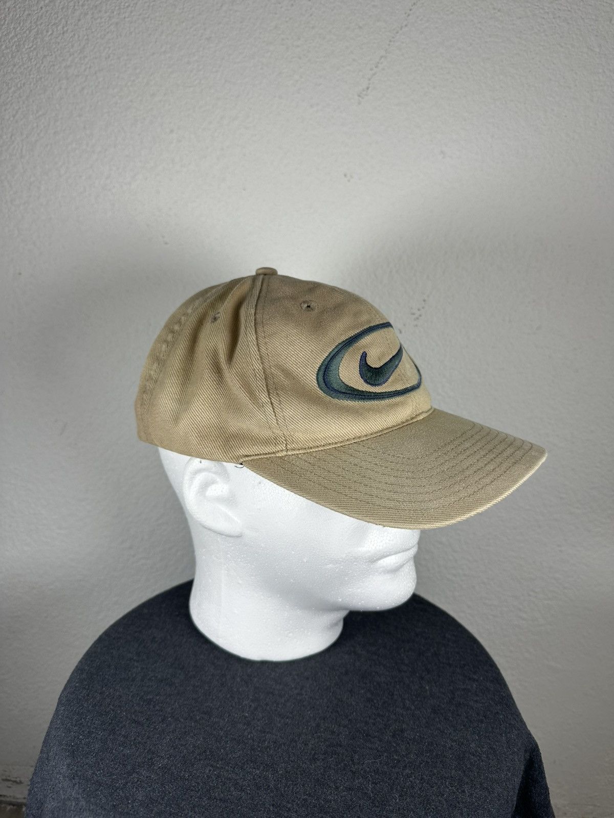 Nike 90s Nike embroidered brown hat Size ONE SIZE - 2 Thumbnail