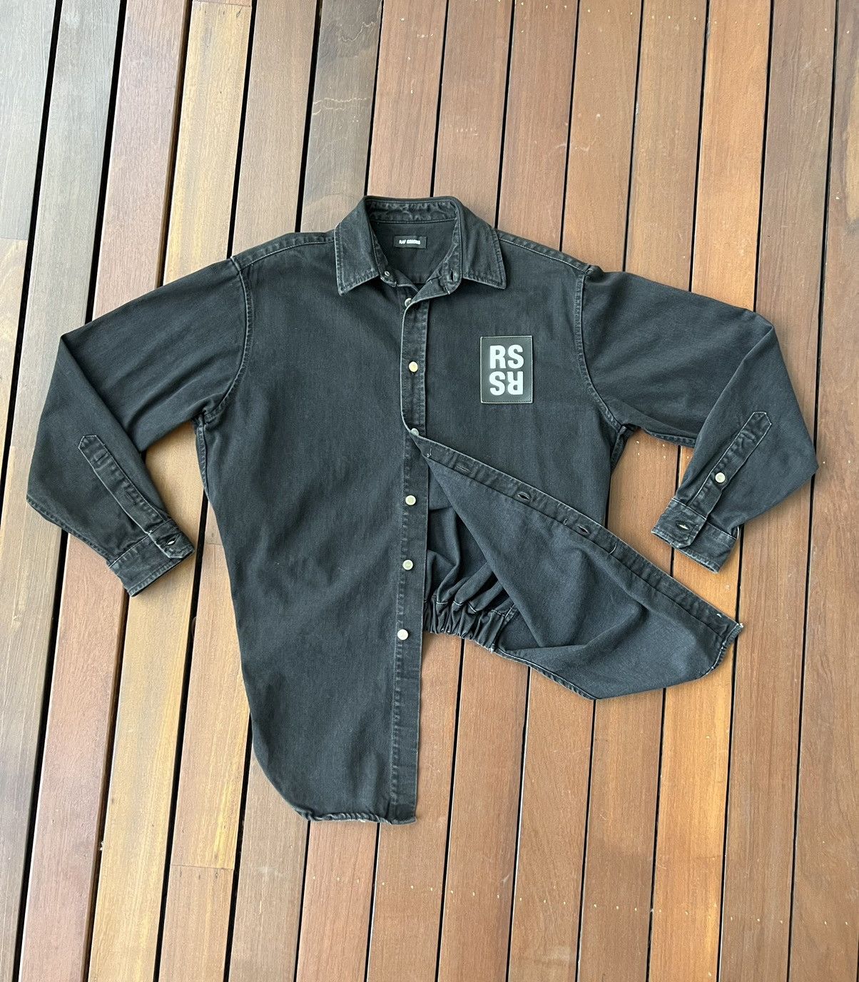 Raf Simons SS18 Raf Simons Black Denim Shirt with Elastic on the Back Size US S / EU 44-46 / 1 - 12 Thumbnail