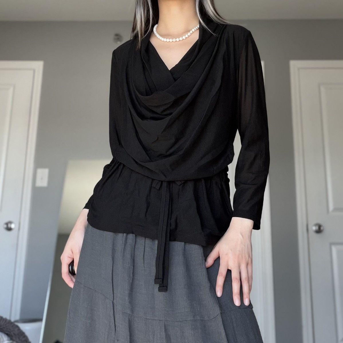 Other Vintage Juliette Black Draped Cowl Neck Blouse w/ Waist Tie Size M / US 6-8 / IT 42-44 - 10 Thumbnail
