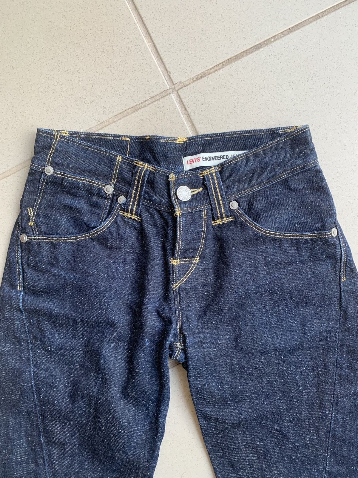 Levi's Vintage Clothing Vintage Levi’s Engineered Jeans 00062/703 June 9 1999 26x32 Size US 26 / EU 42 - 4 Thumbnail