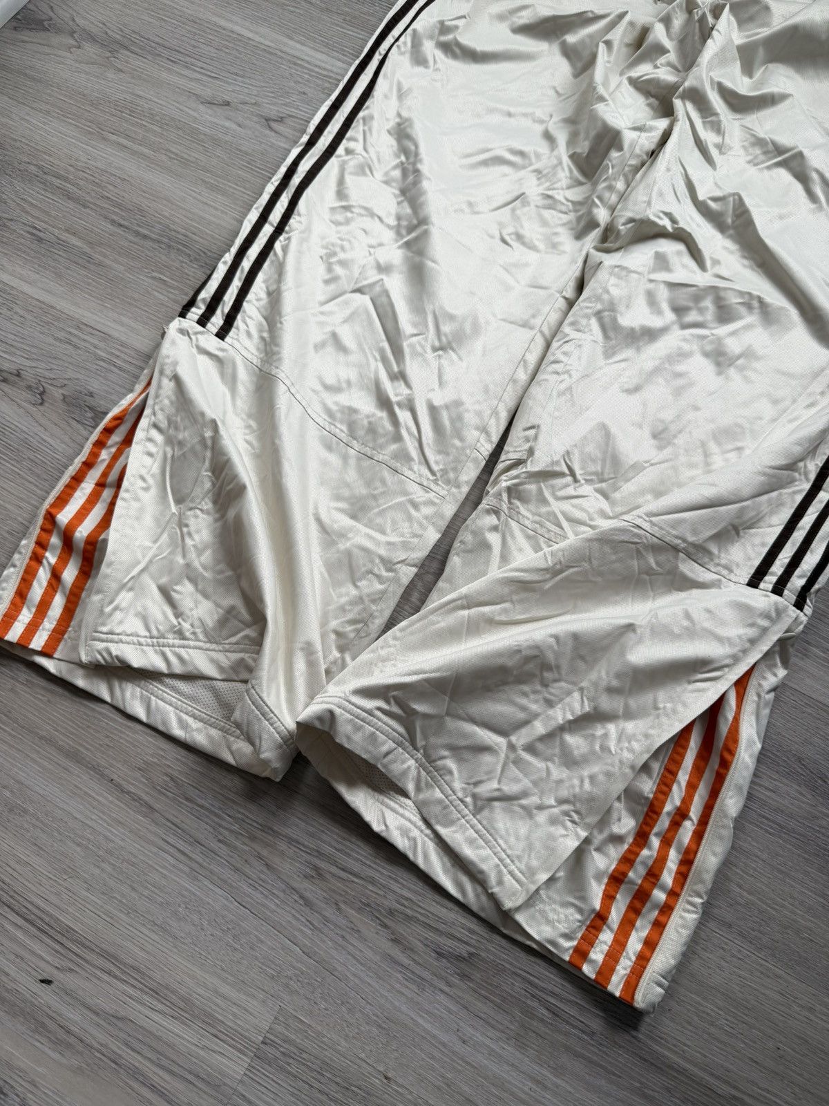 Vintage Vintage Adidas Woven Pants NWT Size US 36 / EU 52 - 5 Thumbnail