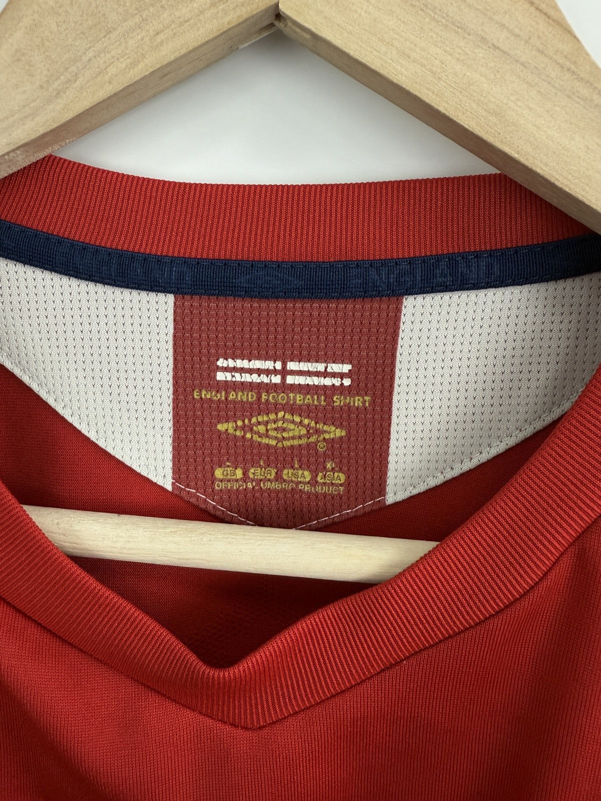 Umbro 🏴󠁧󠁢󠁥󠁮󠁧󠁿 Vintage 2006 England Umbro Soccer Jersey Training T-Shirt Size US L / EU 52-54 / 3 - 6 Thumbnail