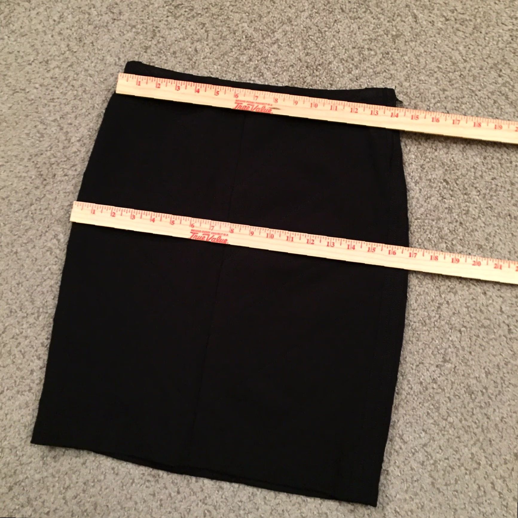 White House Black Market White House Black Market Skirt Women Knee Length Size 2 Lined Black Pencil Straight Vintage? No. (But must not include N/A). Size 26" / US 2 / IT 38 - 2 Thumbnail