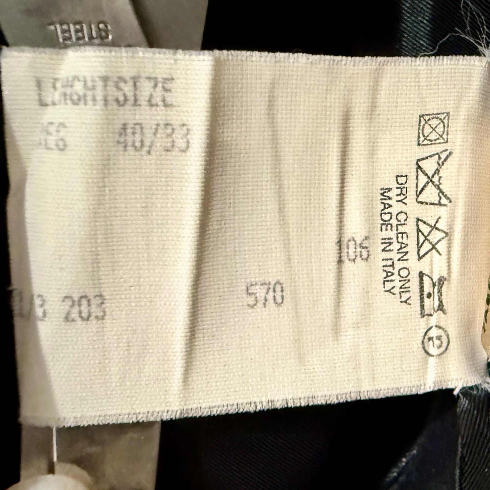 Donna Karan Donna Karan Signature men’s wool 3 button blazer 40R Italy Size 40R - 9 Thumbnail