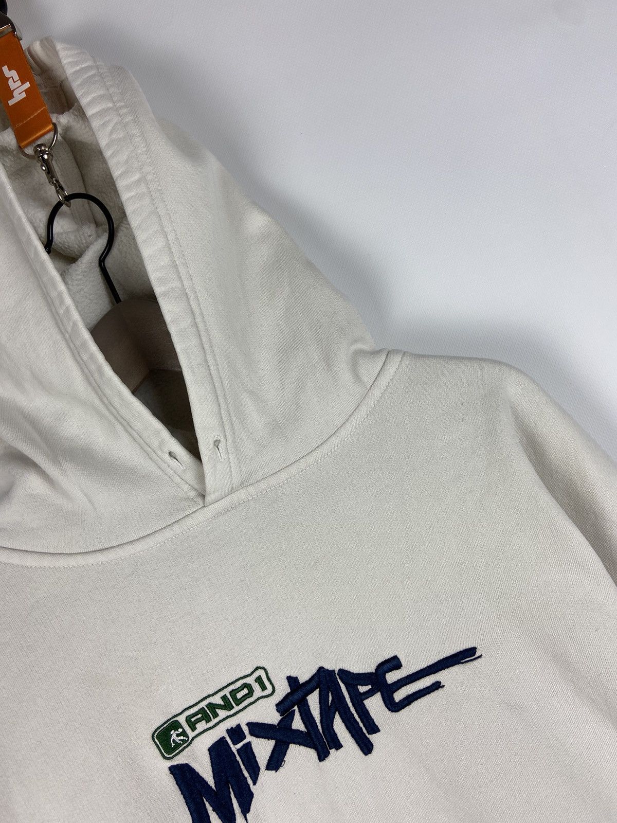 Vintage Vintage And1 MIXTAPE Hooded Hoodie Embroidered 90s Y2k Size US L / EU 52-54 / 3 - 4 Thumbnail
