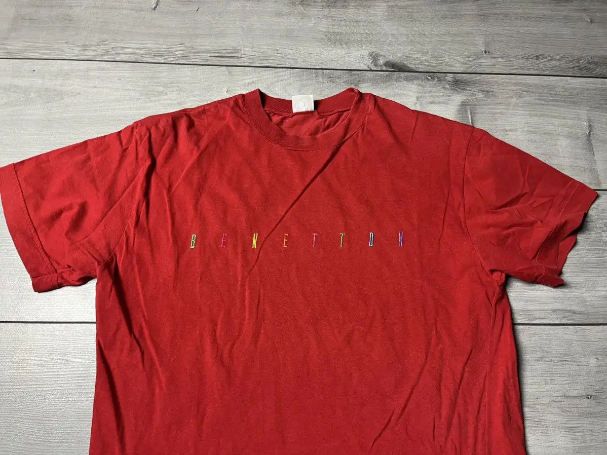 Benetton Benetton Tshirt rainbow logo size Medium Size US M / EU 48-50 / 2 - 3 Thumbnail