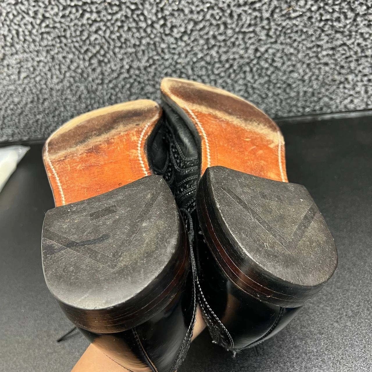Allen Edmonds Allen Edmonds McAllister Dress 10 D Leather Oxford 47276 Size US 10 / EU 43 - 8 Thumbnail
