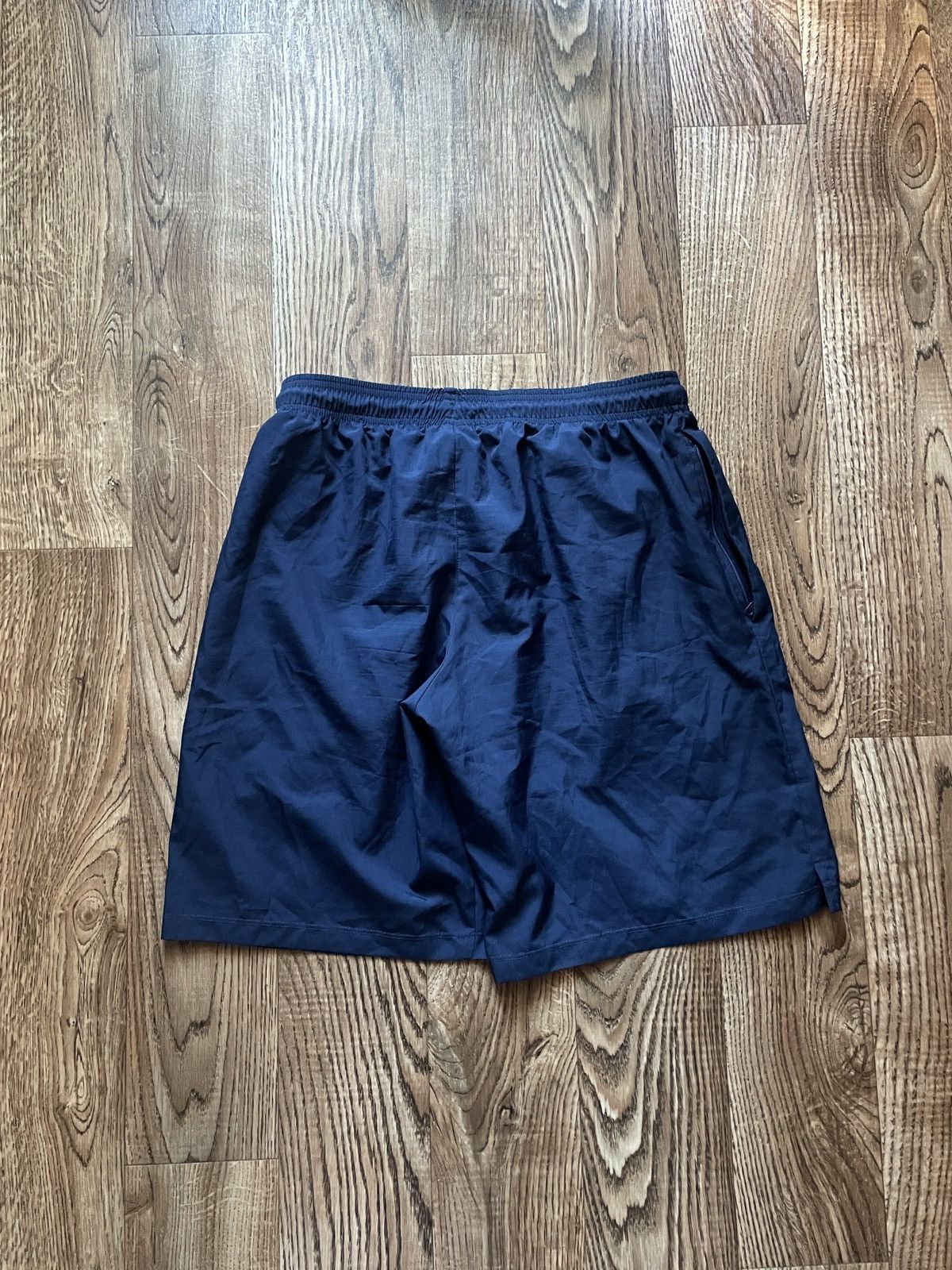 Nike Vintage 90s Nike shorts England streetwear y2k style size L Size US 34 / EU 50 - 6 Thumbnail