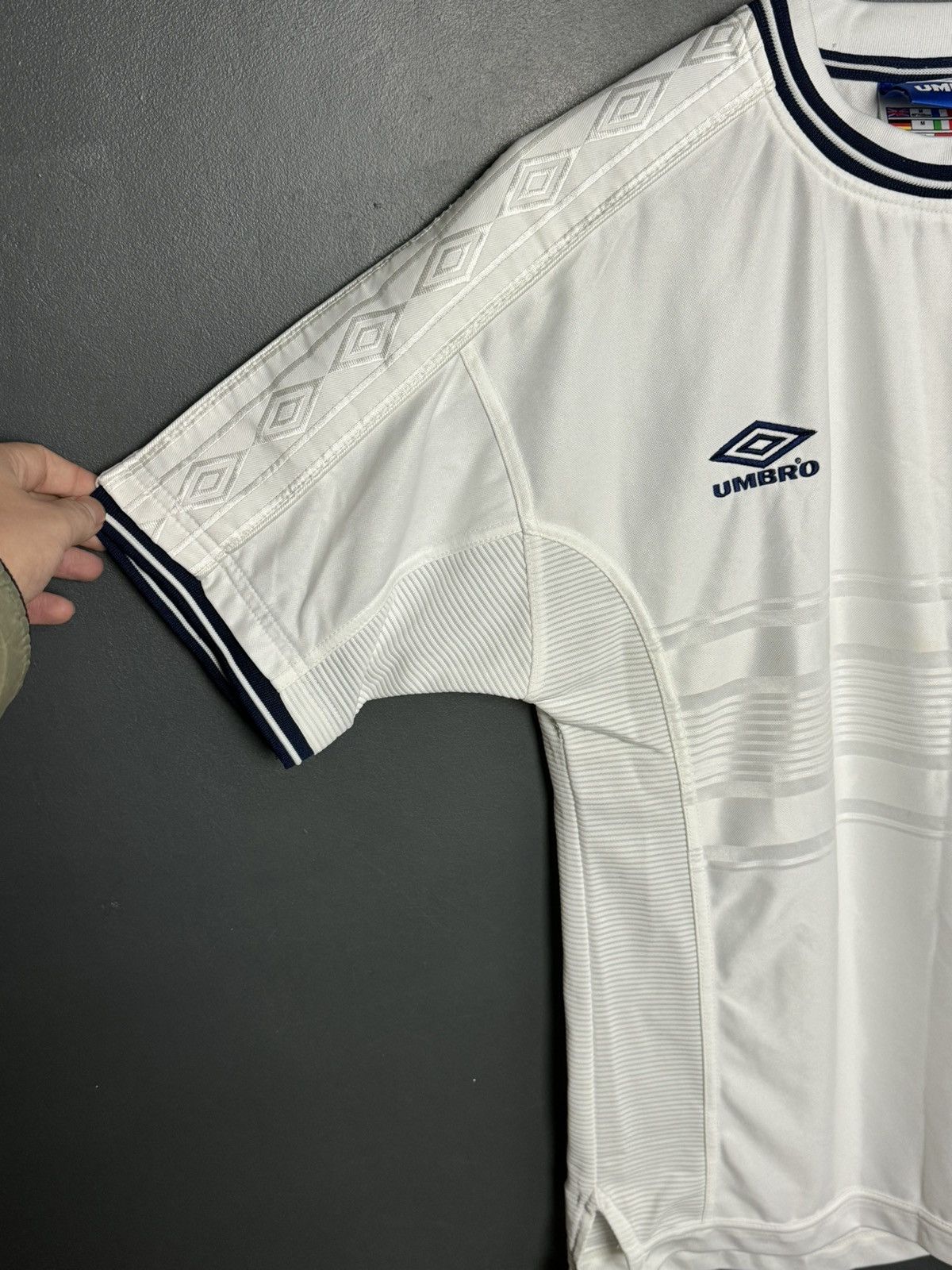 Umbro England National Team 99/01 Home Football Soccer Jersey Size US M / EU 48-50 / 2 - 6 Thumbnail