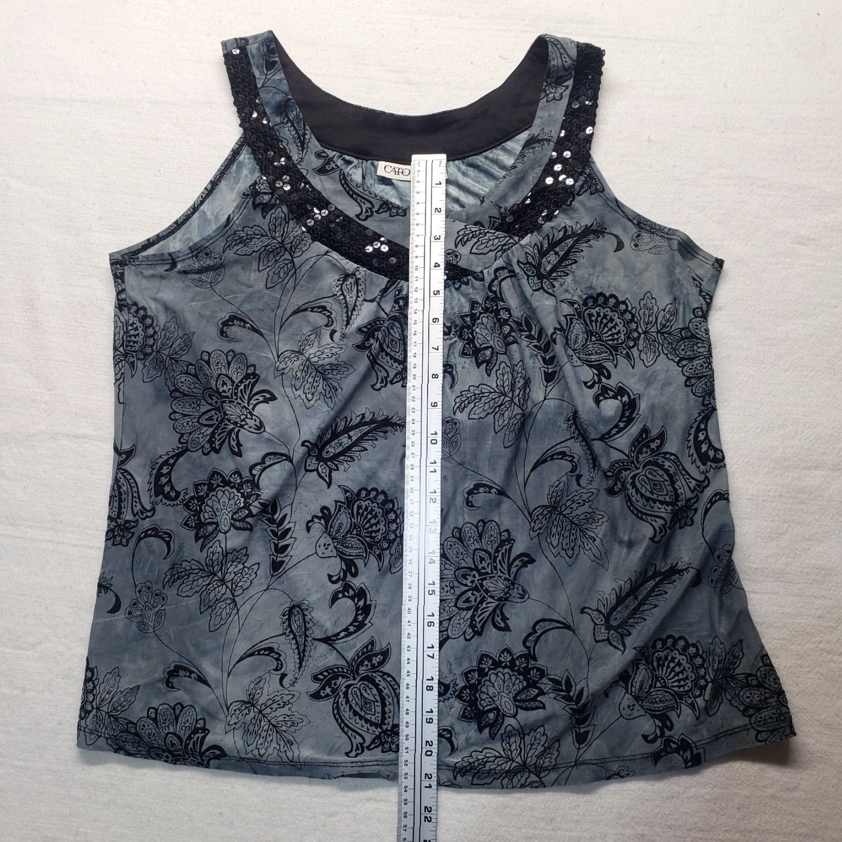 Vintage **Cato Gray Flora Print Tank Top Adult Women's Size XL** User: Cato Gray Floral Print Tank Top Adult Women's Size XL Size XL / US 12-14 / IT 48-50 - 6 Thumbnail