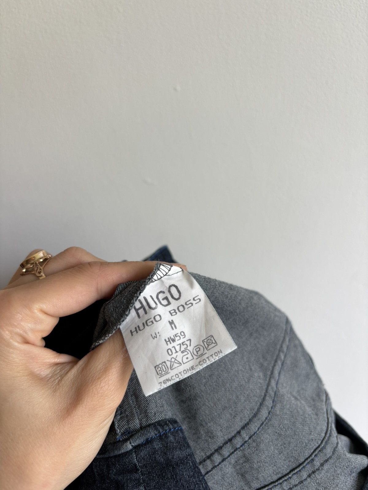 Hugo Boss Hugo Boss denim jacket y2k made in Italy Size XS / US 0-2 / IT 36-38 - 9 Thumbnail