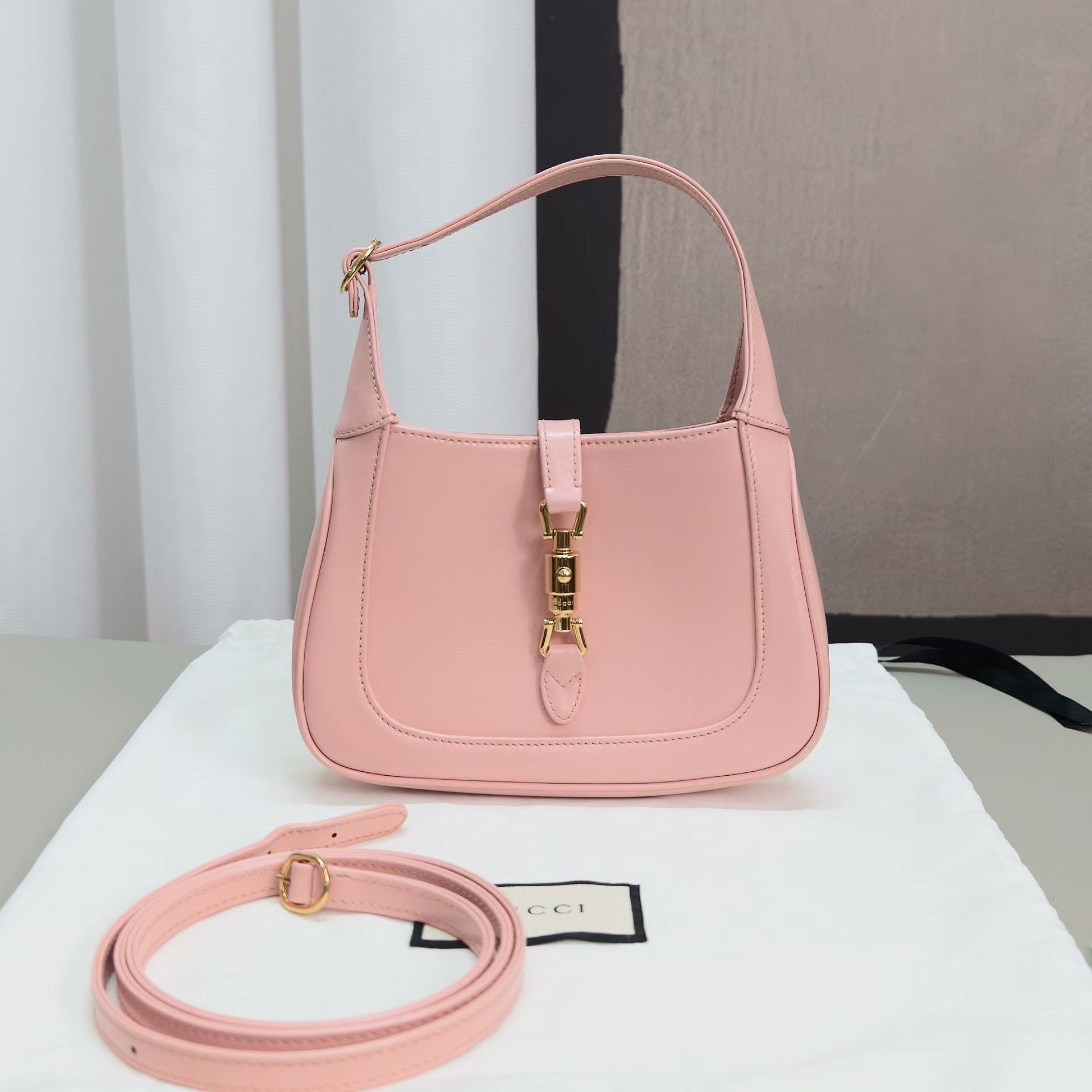 Gucci Pre-loved Bag Very good condition Size ONE SIZE - 1 Thumbnail